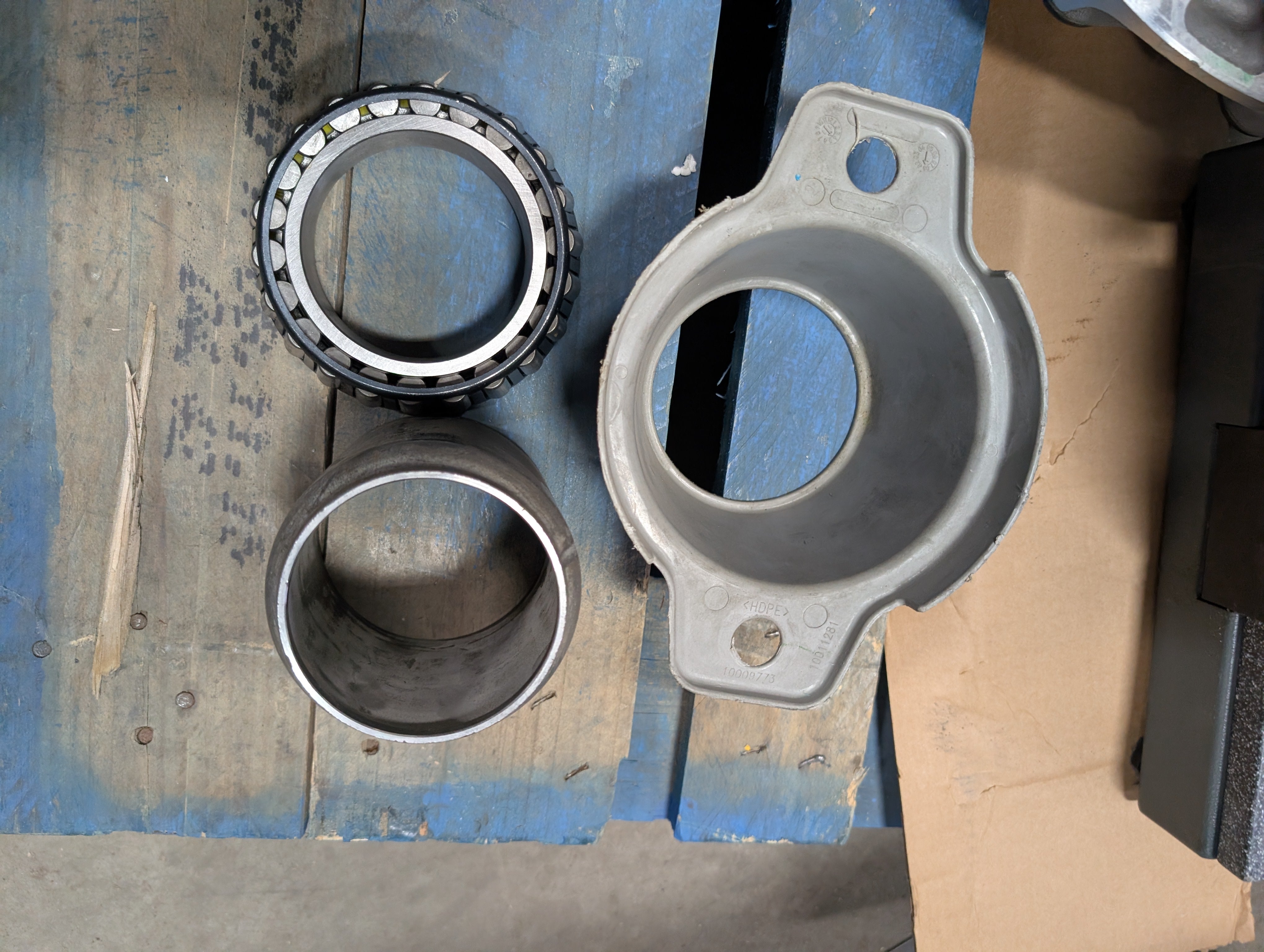 Conmet 10001280 Axle Hub NEW