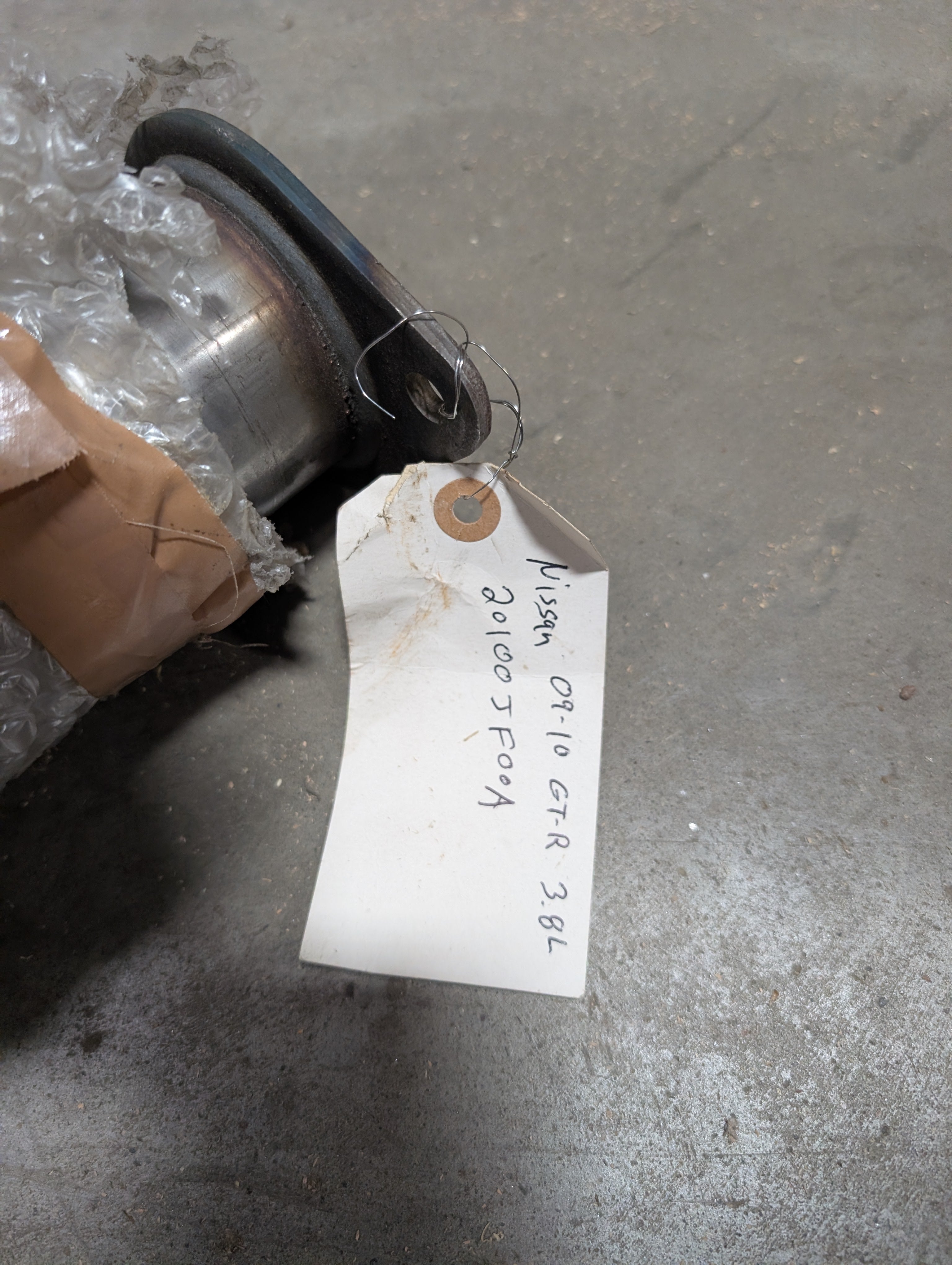 Nissan 20100JF00A Exhaust 09-10 GT-R 3.8L Premium/Base Ships by Truck New