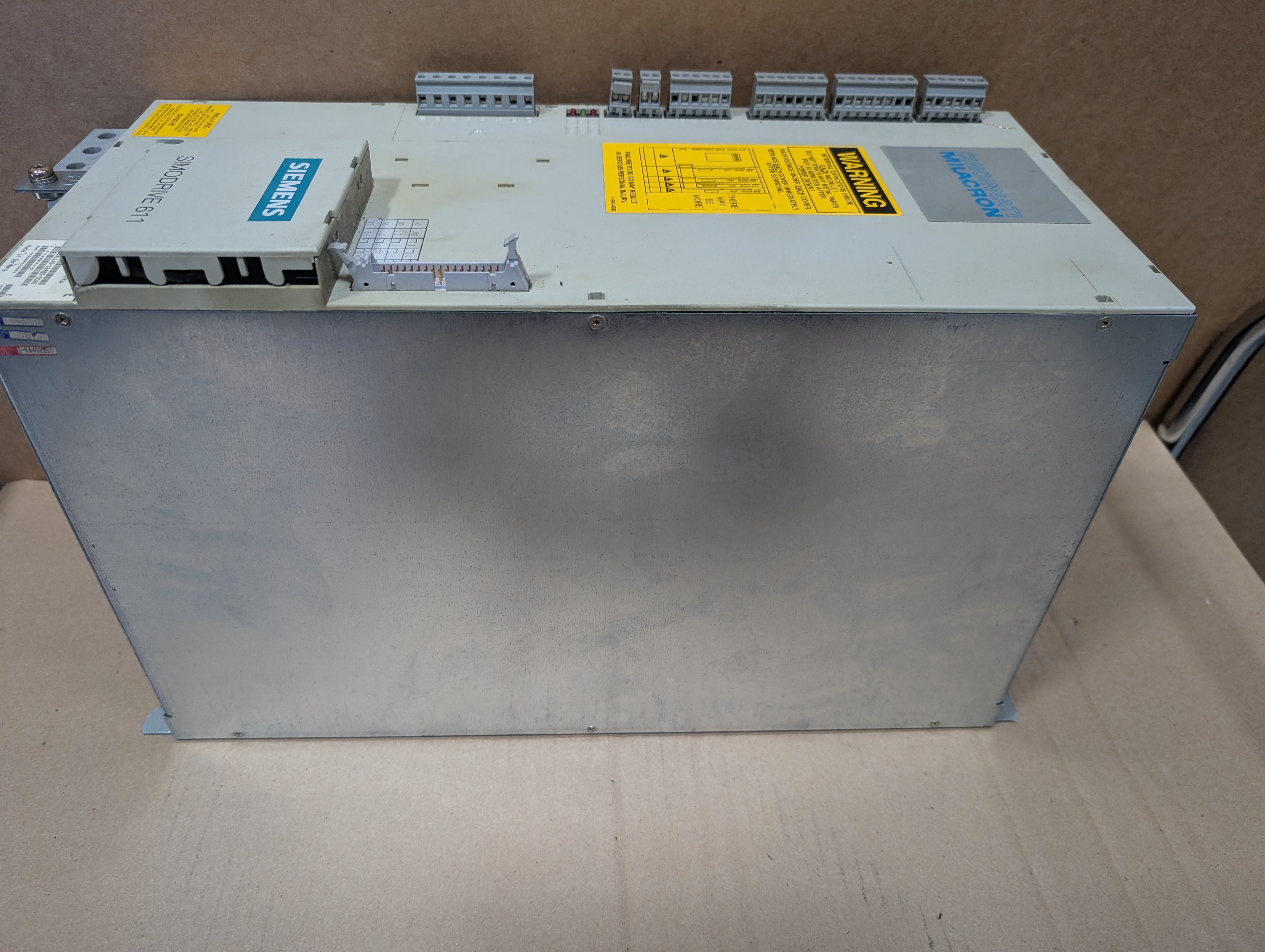 SIEMENS Simodrive 611 E/R-Modul Int. 36/47KW 6SN1145-1BA02-0CA2 Ver. D Used