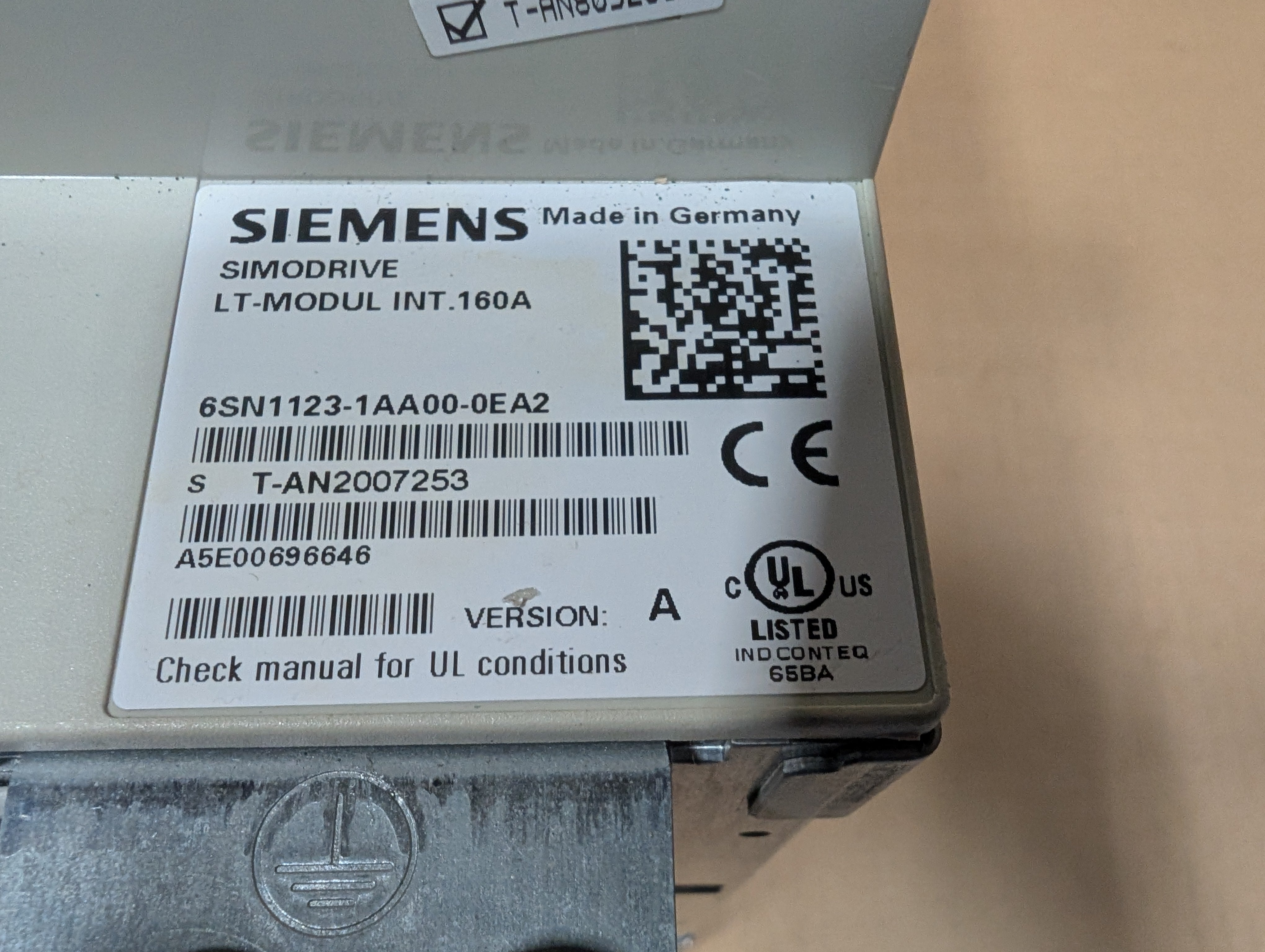 SIEMENS Simodrive 6SN1123-1AA00-0EA2 Ver. A, 6SN1121-0BA11-0AA1 Ver. D LT Module Used