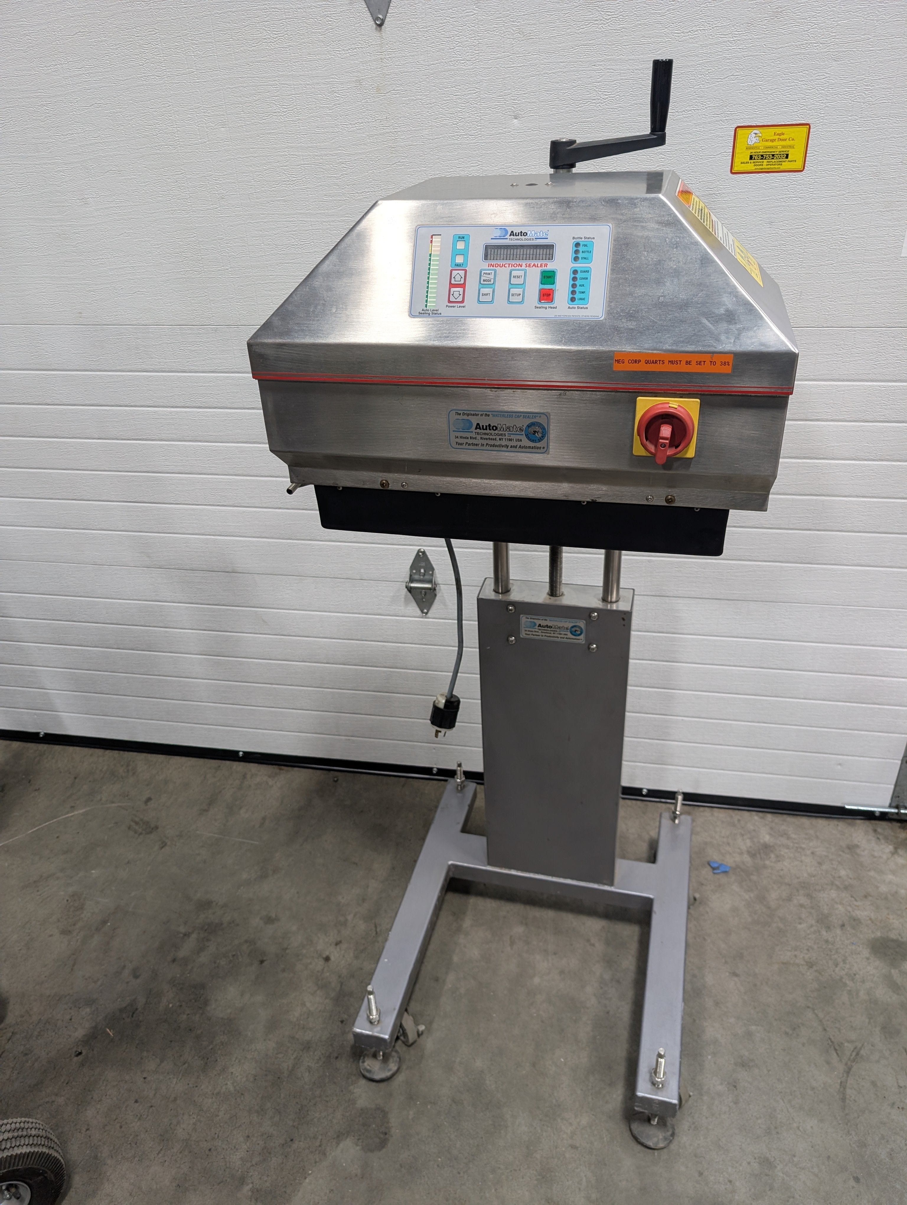 AUTOMATE AM-250 Automatic Induction Sealer, High Volume Bottle Sealing Machine Used