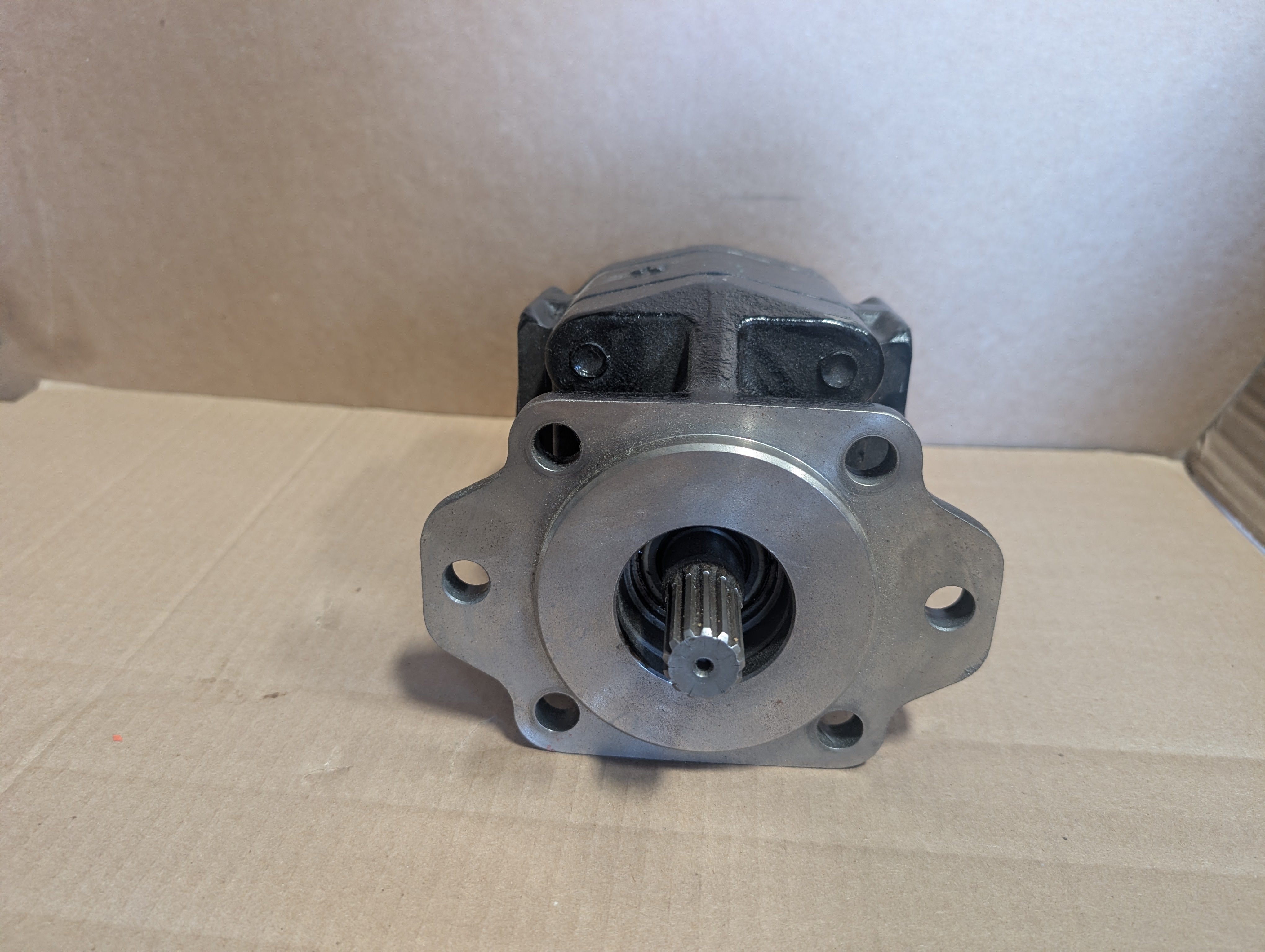 Genuine Parker 3089110277 PG020 Hydraulic Pump Motor 7/8" 13 Spline Shaft New