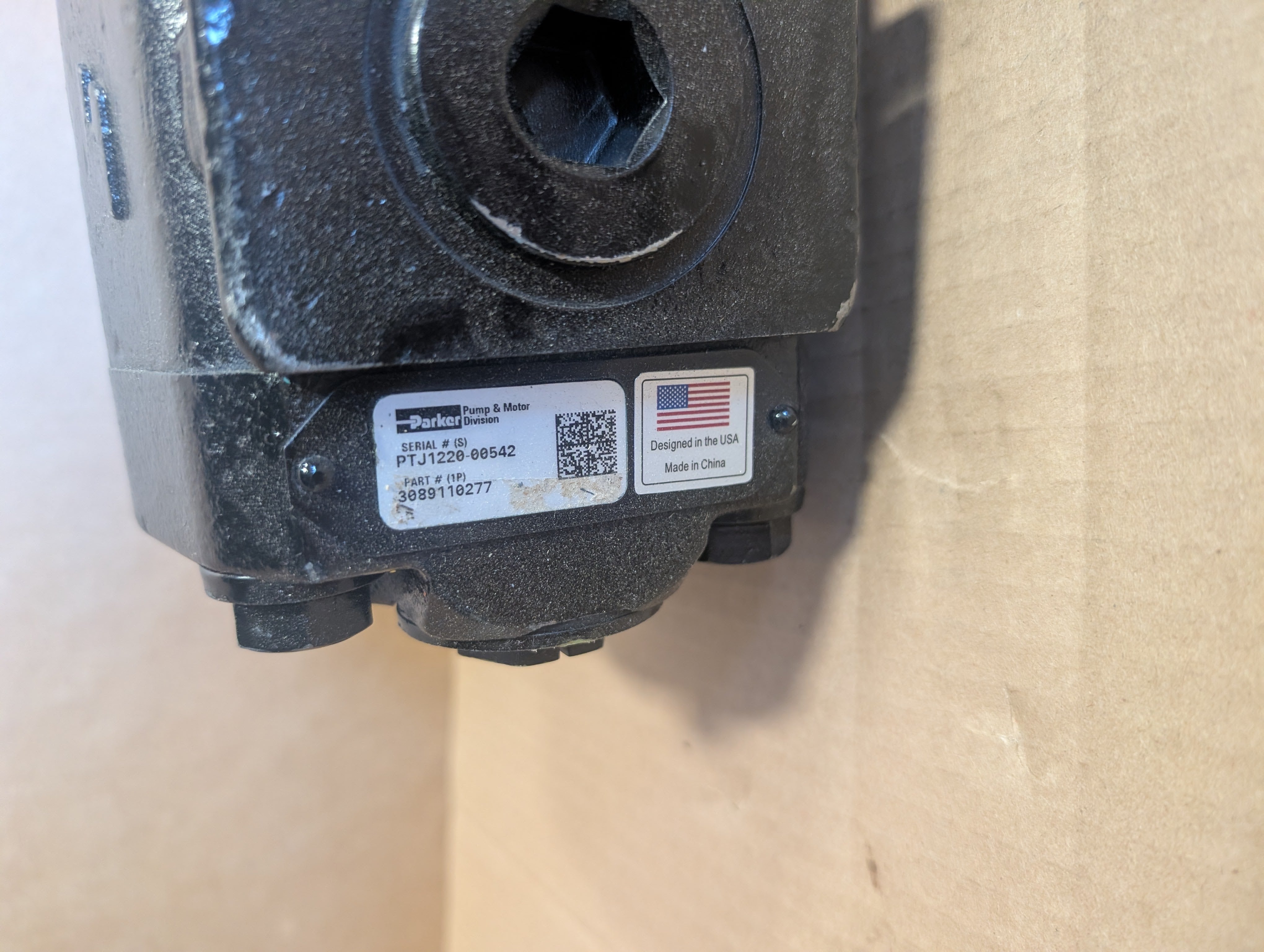 Genuine Parker 3089110277 PG020 Hydraulic Pump Motor 7/8" 13 Spline Shaft New