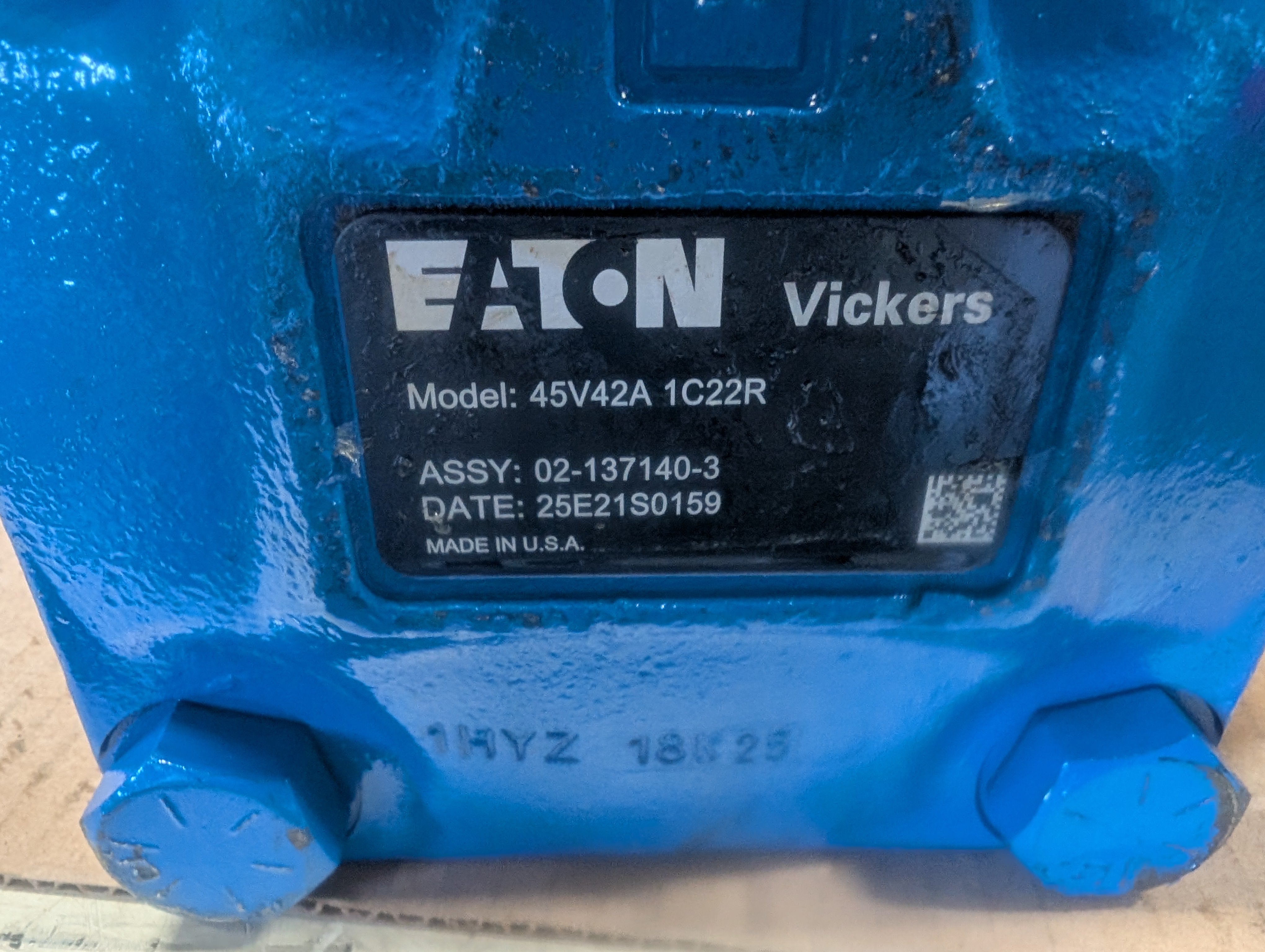 2025 Eaton Vickers 45V42A 1C22R Hydraulic Pump 45V42A1C22R New