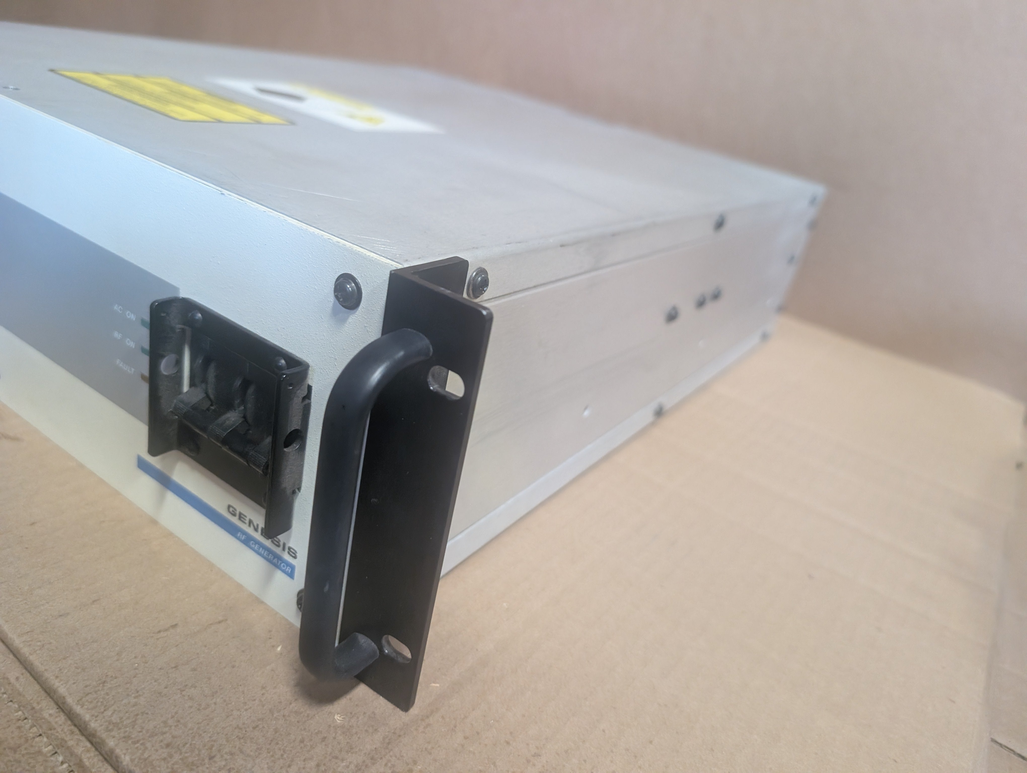 ENI Genesis GMW-25 RF Generator GW2502MA-81C001-L3 3-Phase 208V Used