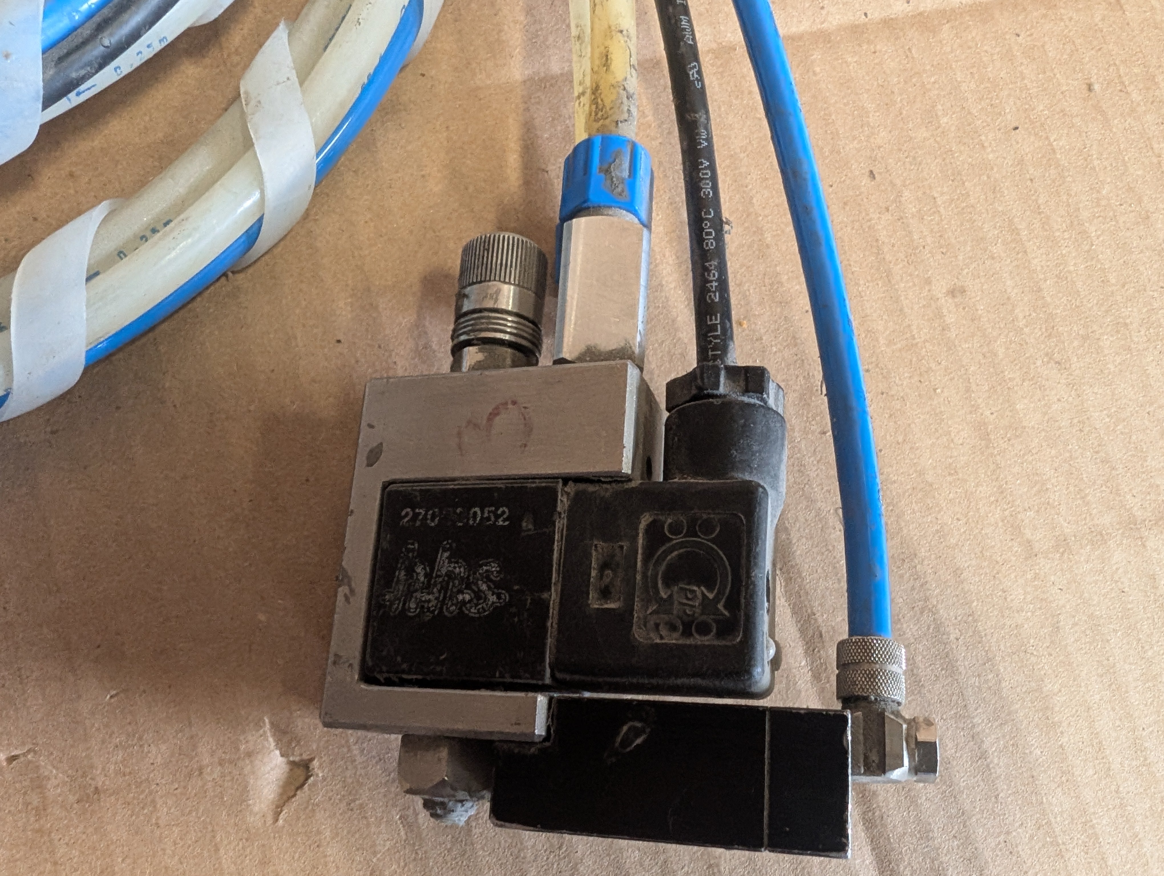BAUMER HHS 100047 Glue Head V-500? Lines and Cable Set Used