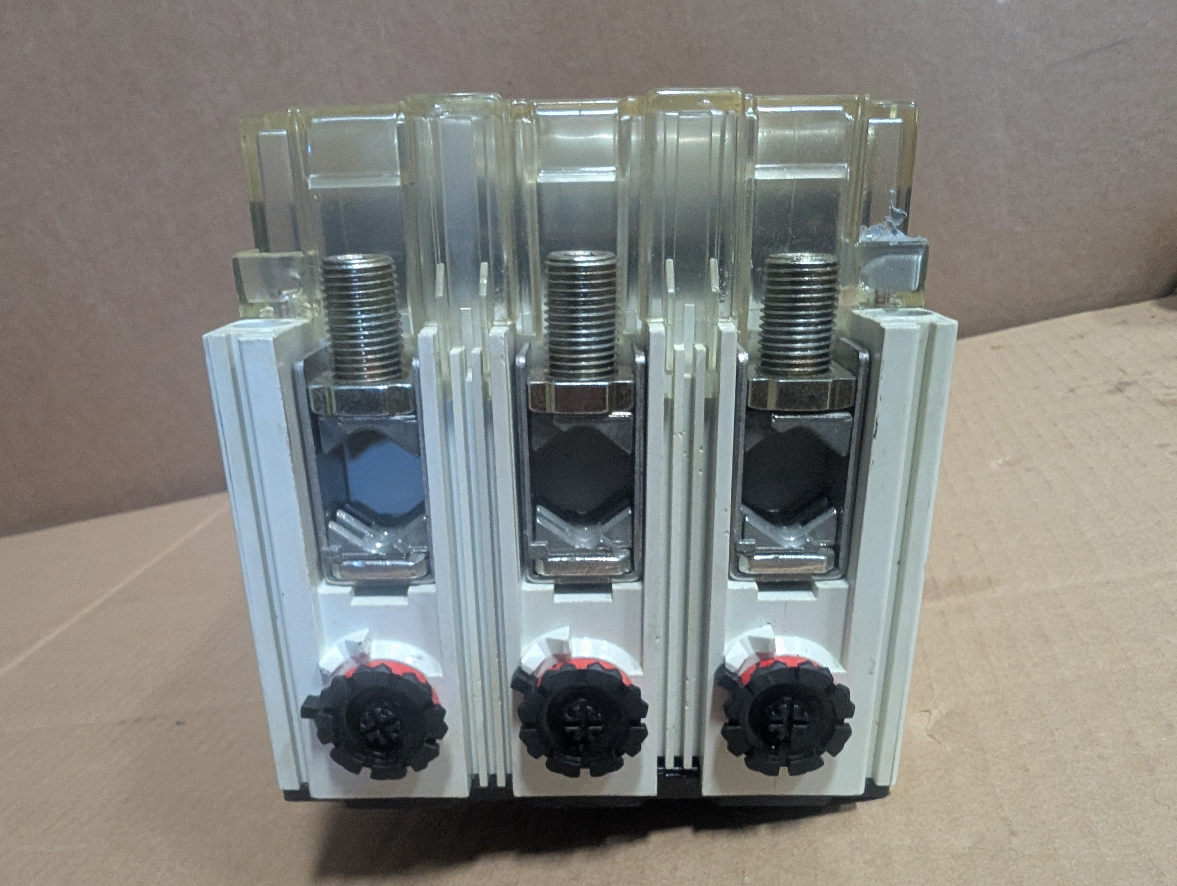 Moeller NZM9-250 Circuit Breaker 250A & ZM9-200-2400-OBI-CNA Instantaneous Trip