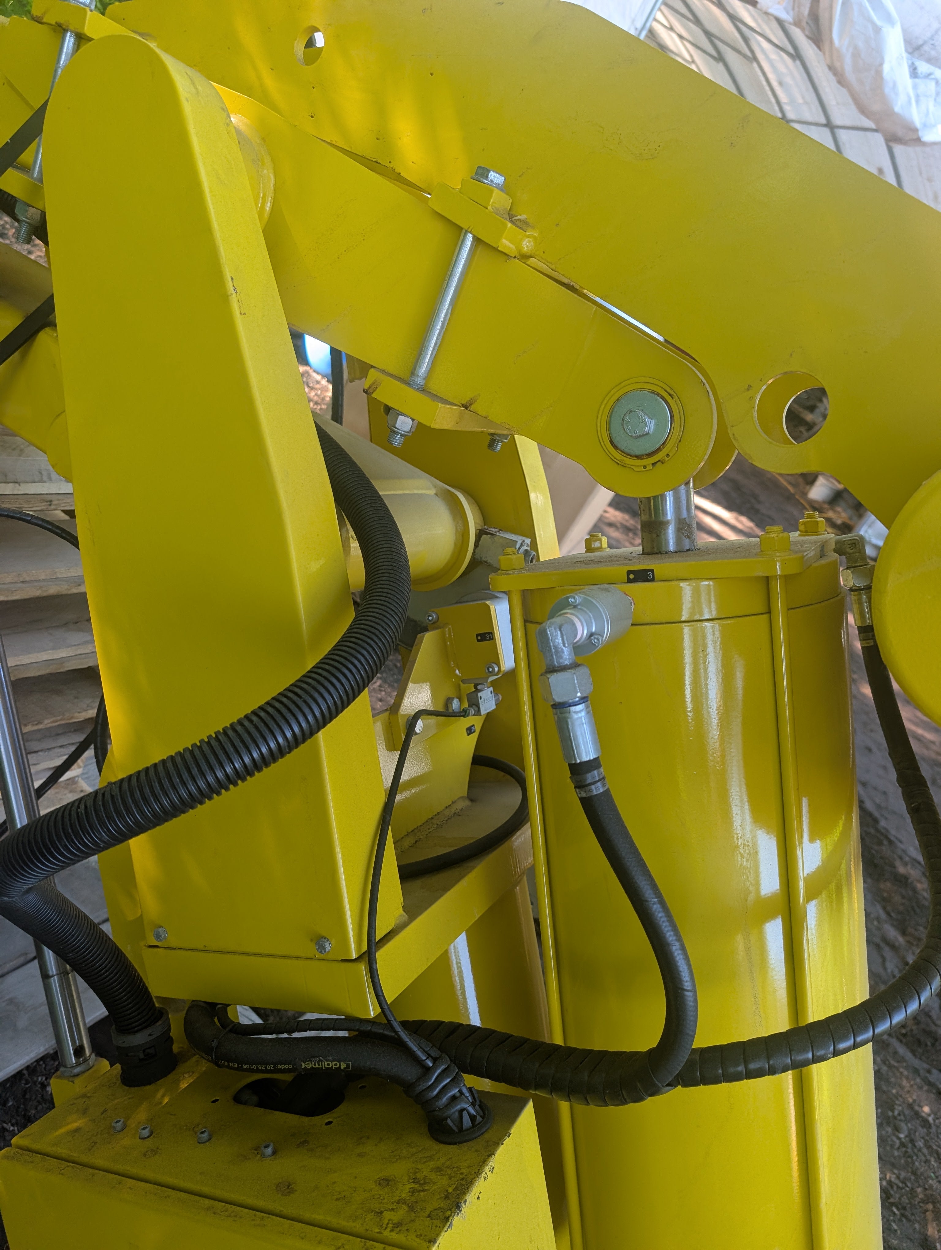 2013 Dalmec MXC 800lb Capacity Maxipartner Barrel Manipulator Used