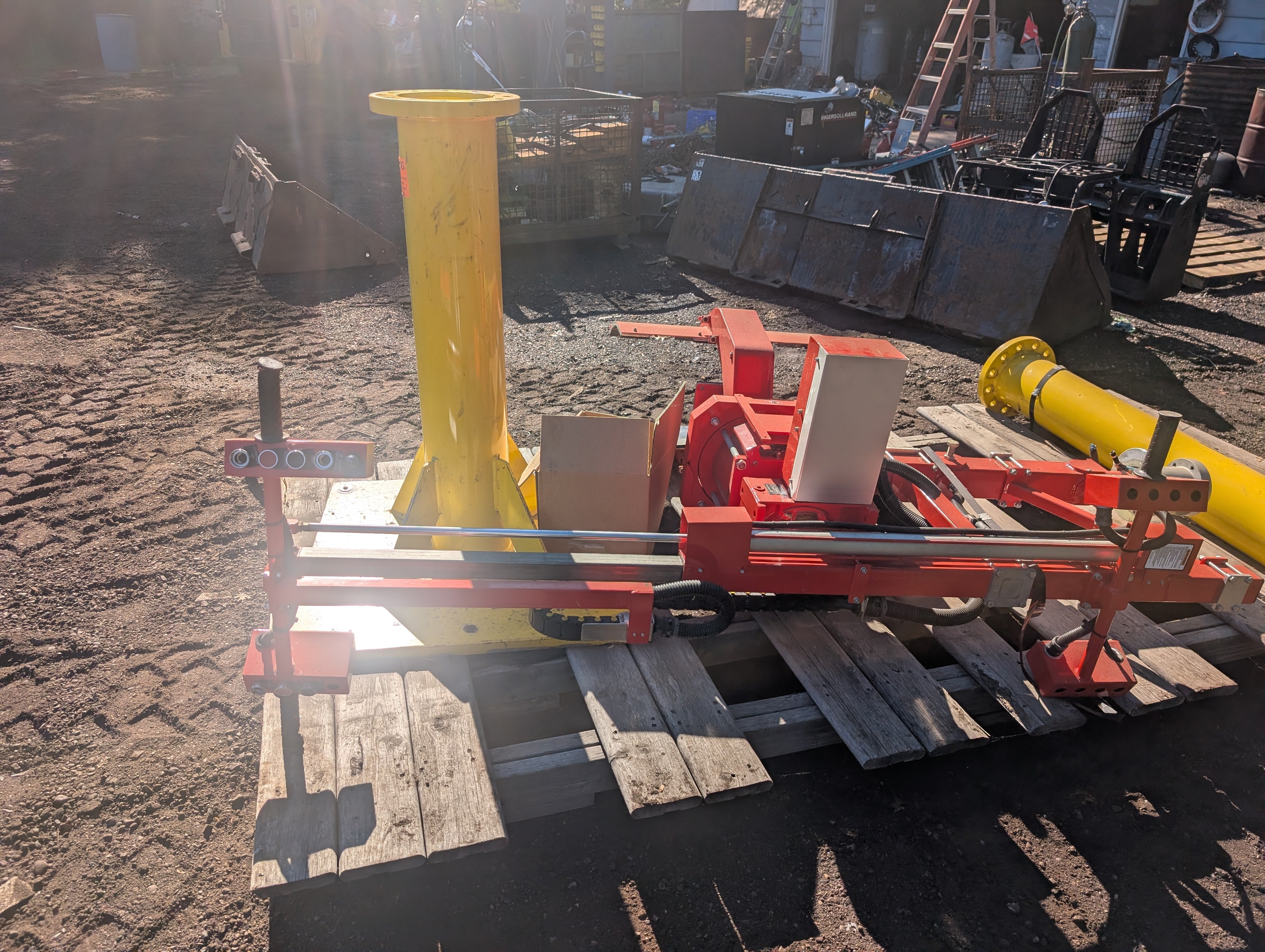 2013 Dalmec MXC 800lb Capacity Maxipartner Barrel Manipulator Used