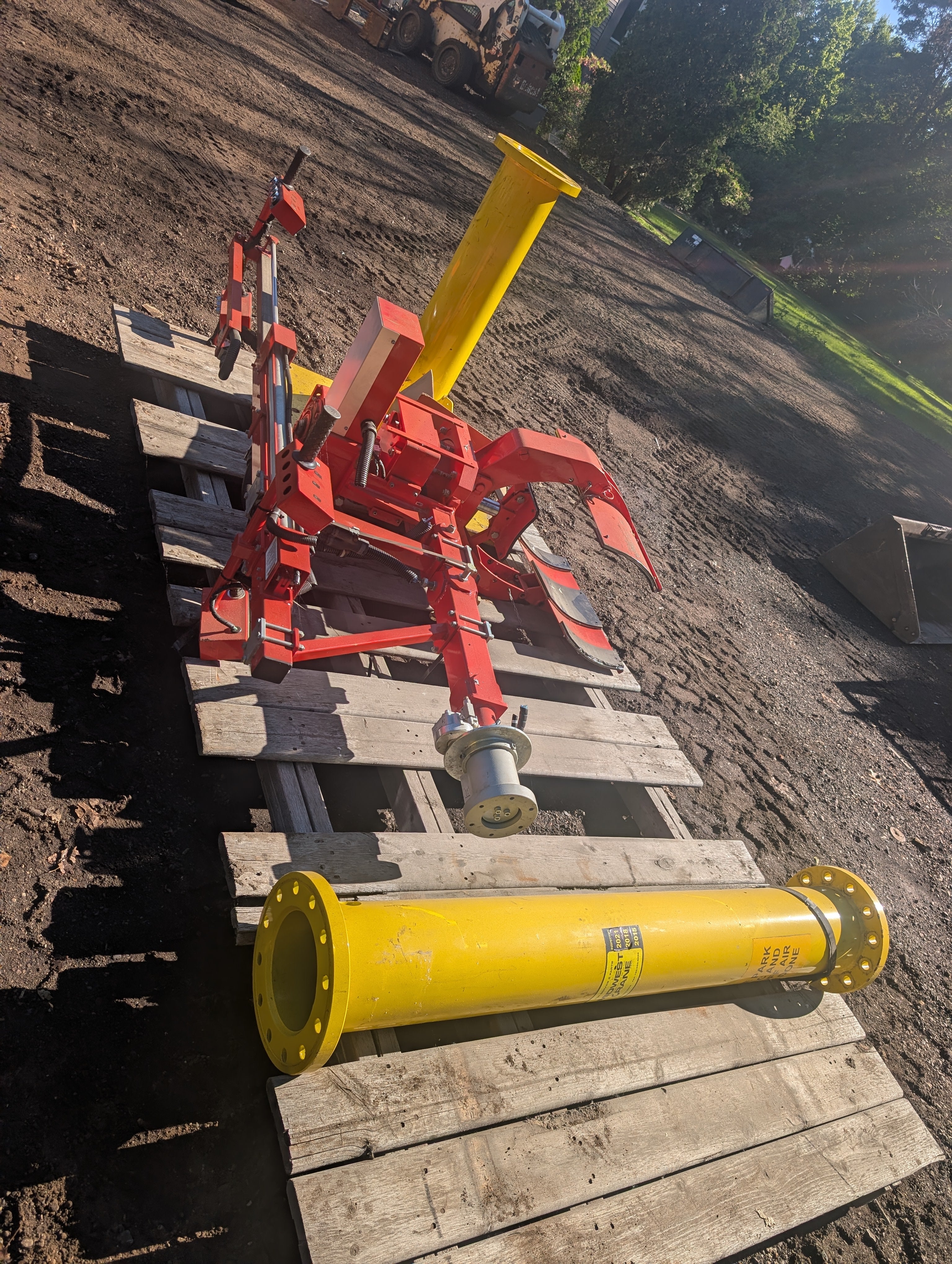2013 Dalmec MXC 800lb Capacity Maxipartner Barrel Manipulator Used