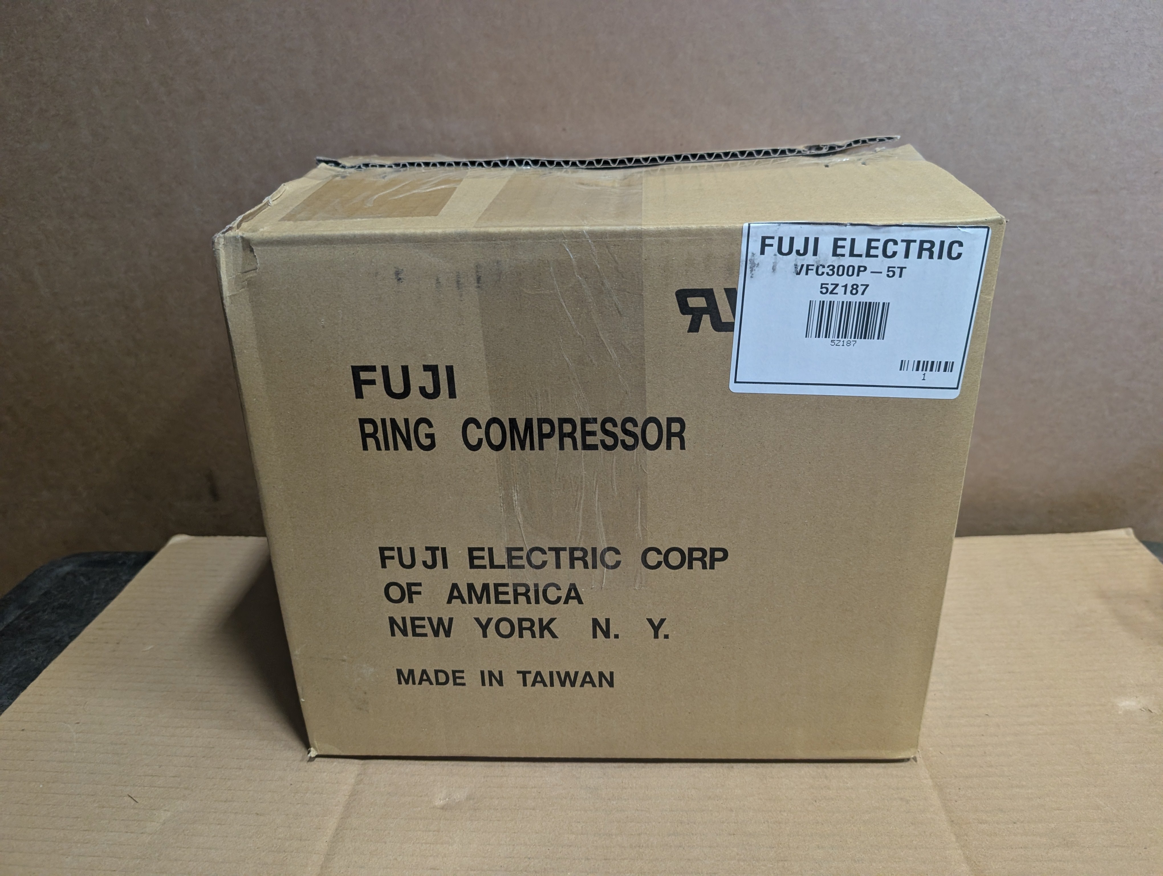 Fuji VFC300P-5T Regenerative Blower 1/2 hp, 115/230 Volts New