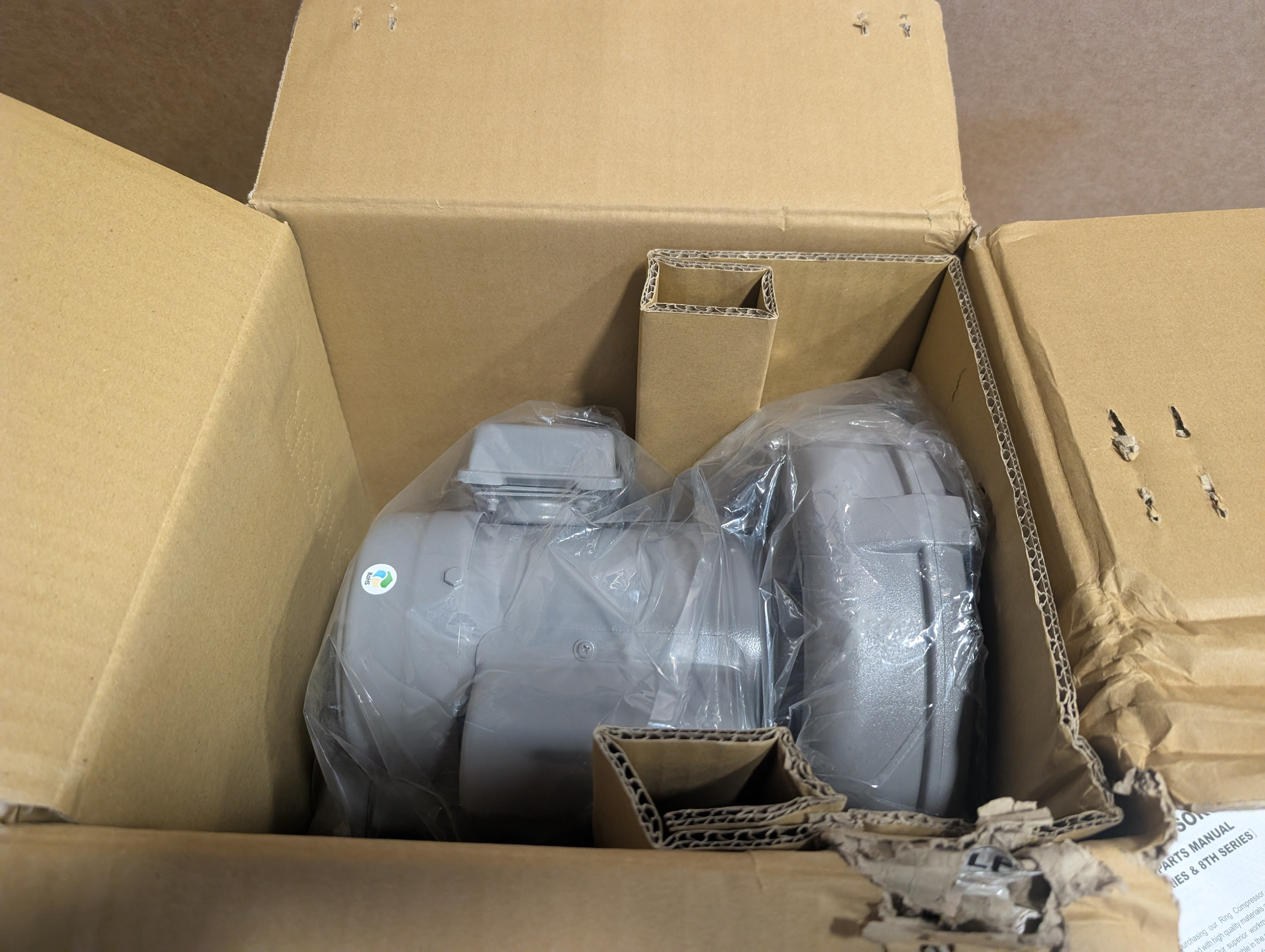 Fuji VFC300P-5T Regenerative Blower 1/2 hp, 115/230 Volts New