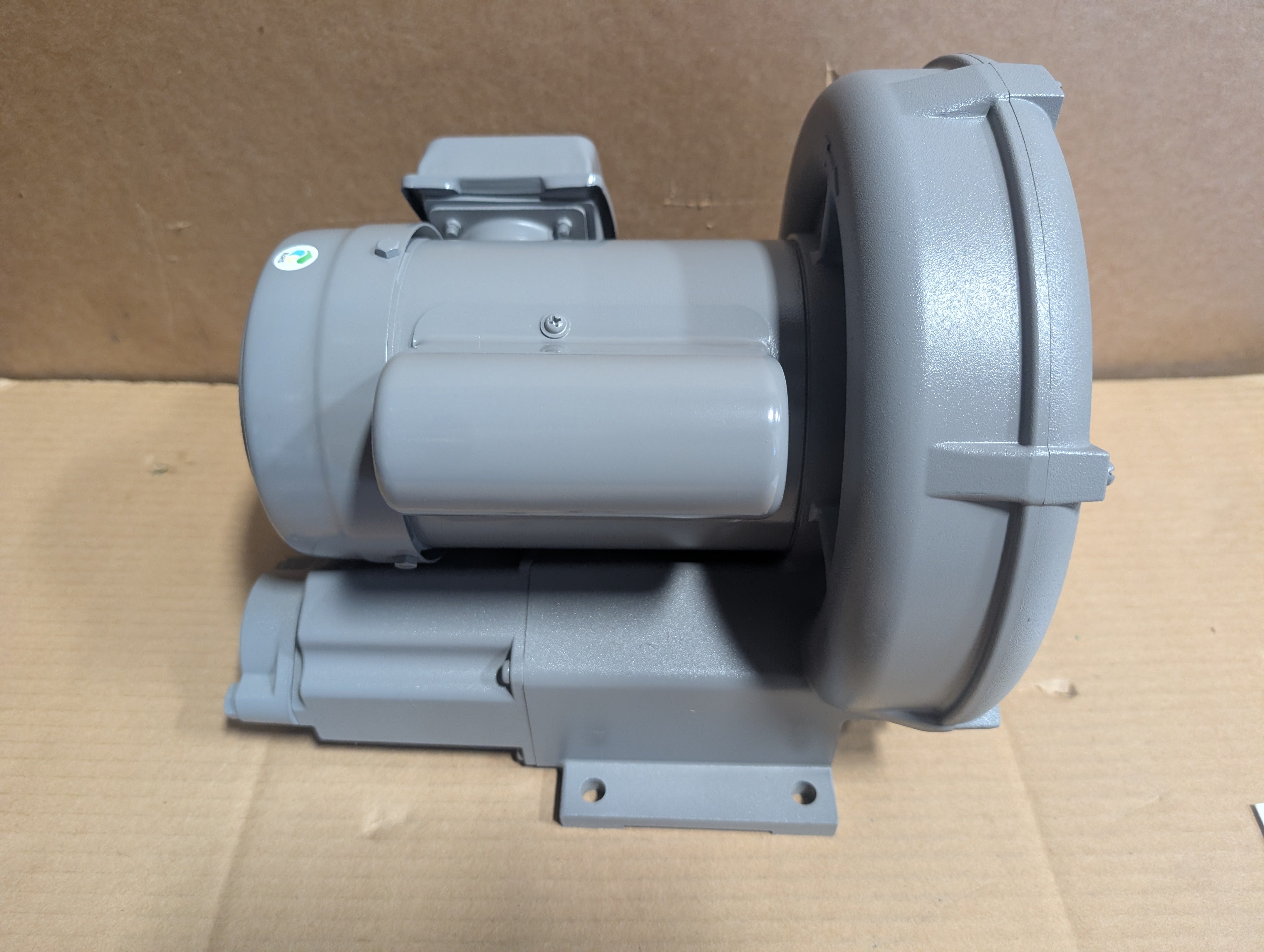 Fuji VFC300P-5T Regenerative Blower 1/2 hp, 115/230 Volts New