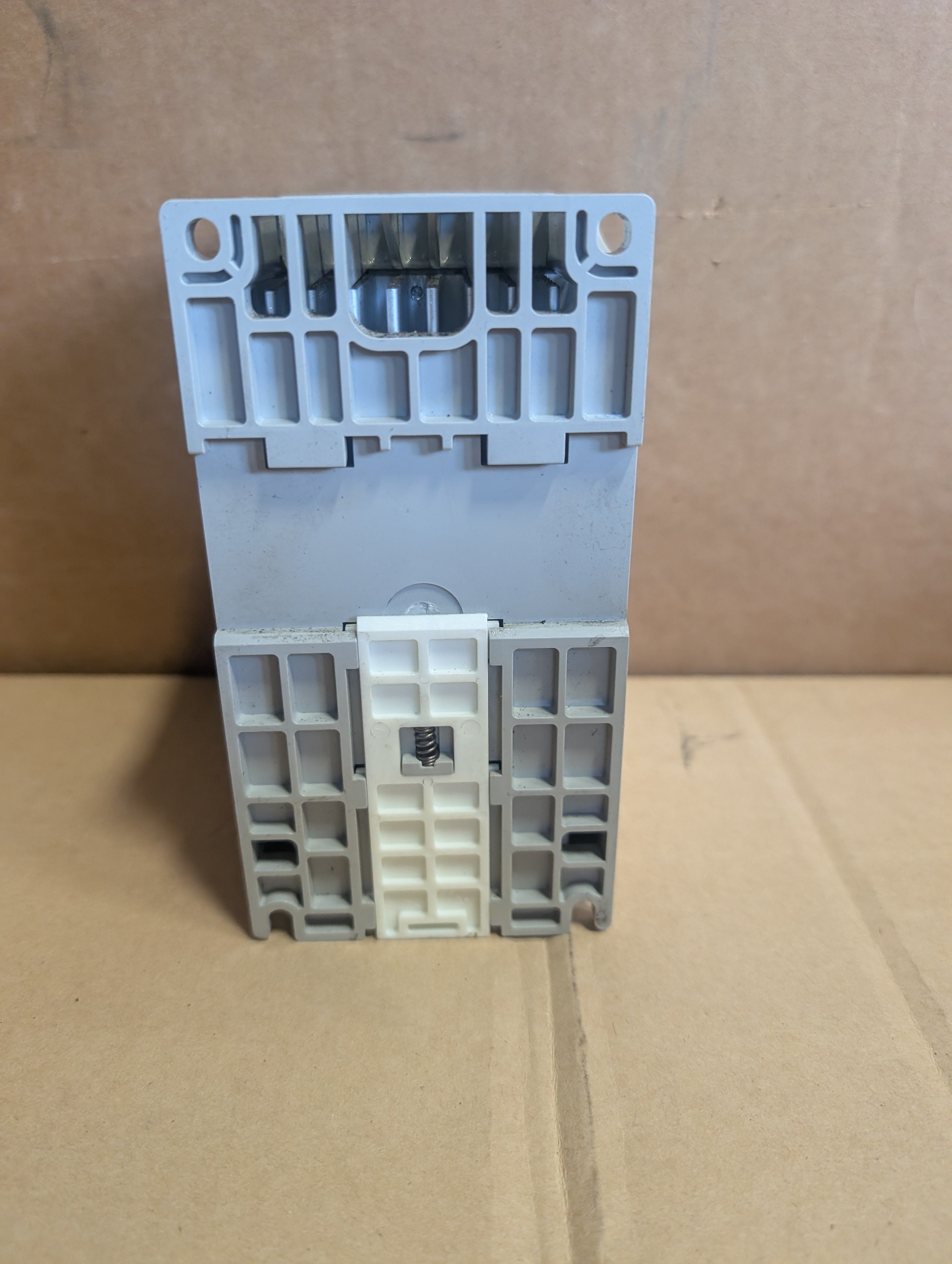 Allen Bradley 22A-D2P3N104 Series A 1 HP 480V 3PH  Used