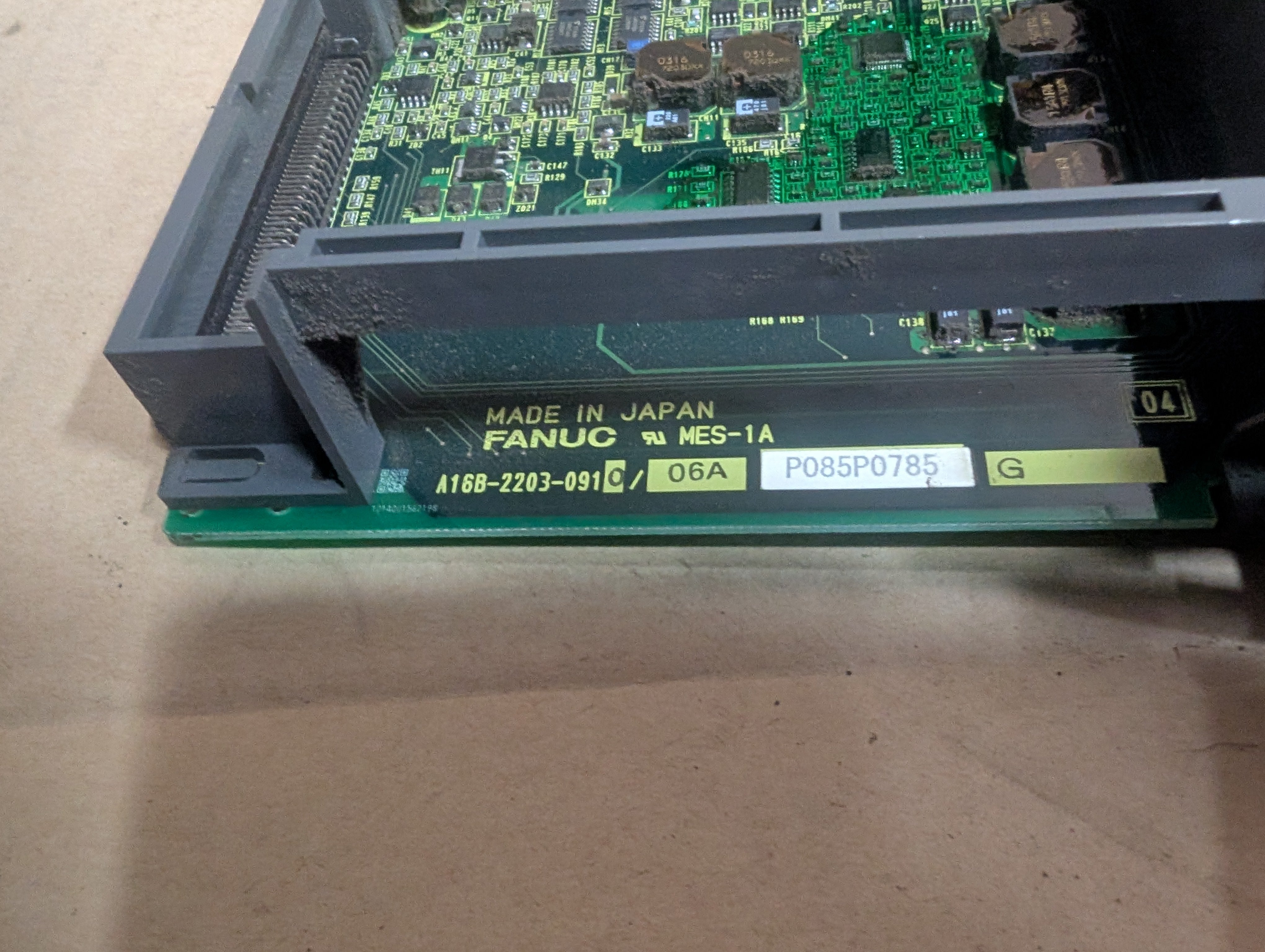 Fanuc A16B-2203-0910 /06A Robot Control Board Used