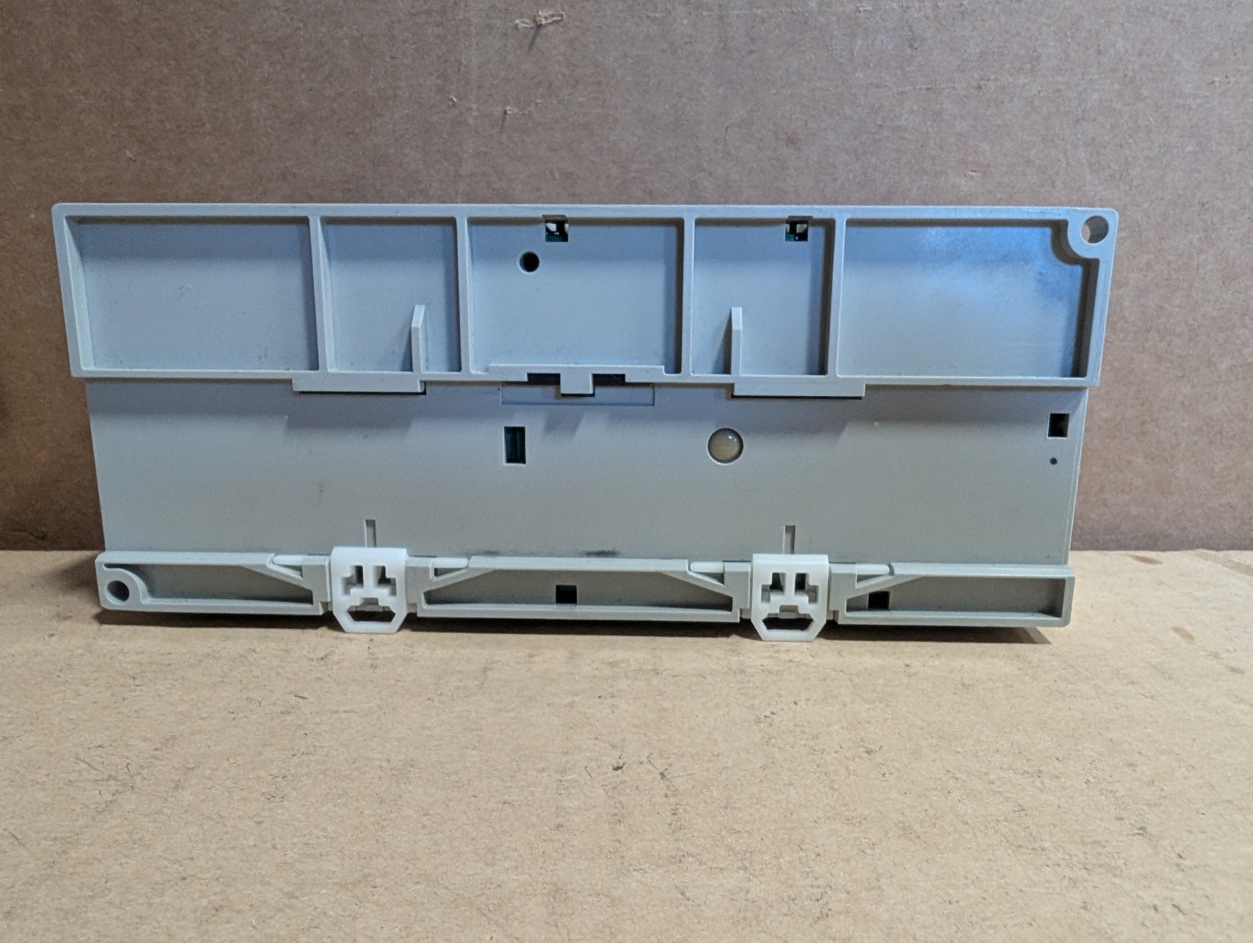 Allen Bradley MicroLogix 1000 1761-L32BWA Ser. E FRN 1.0 Used