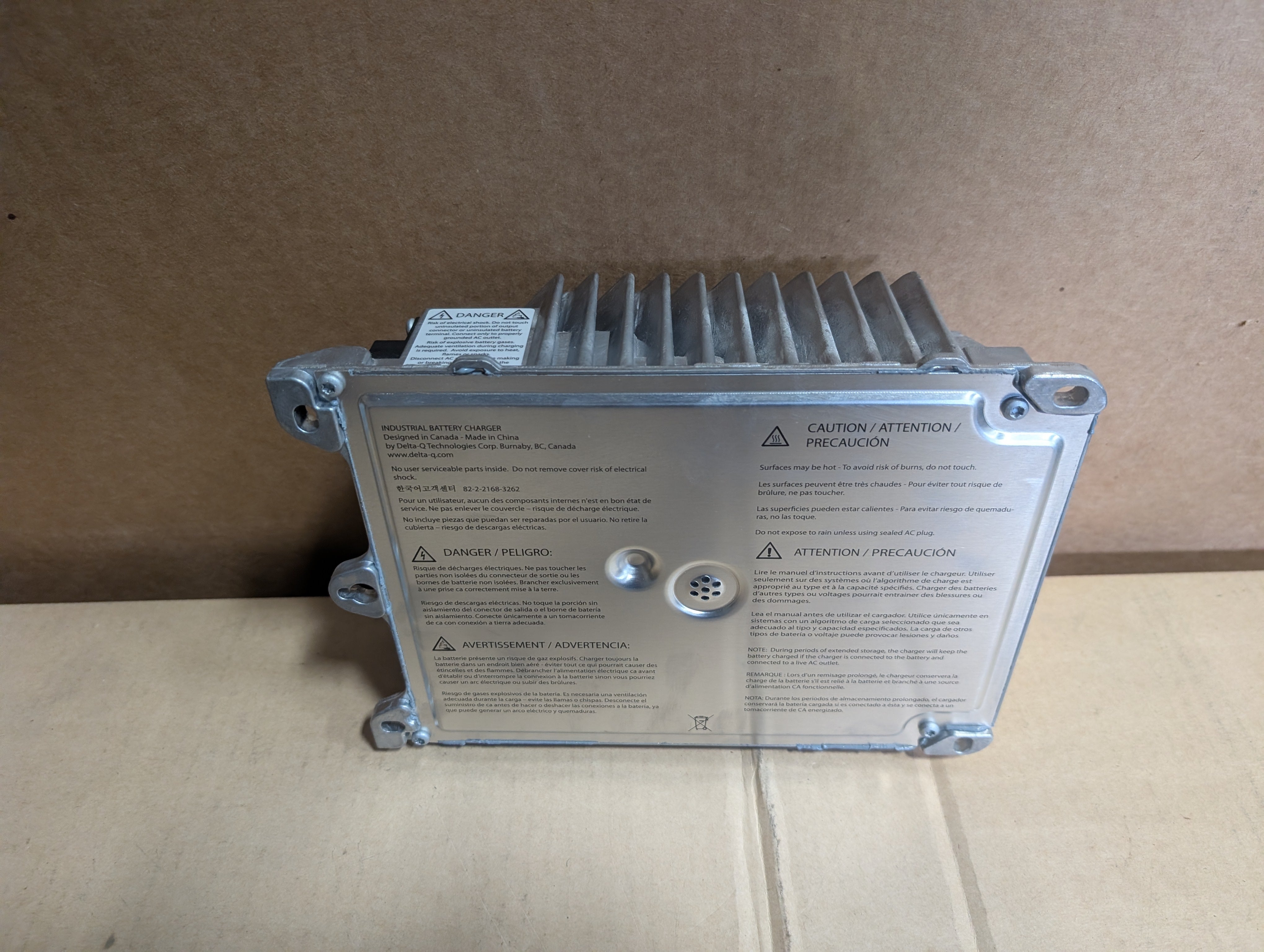 Delta-Q 940-0023 Battery Charger 24V 100-400 Ah IC650 New