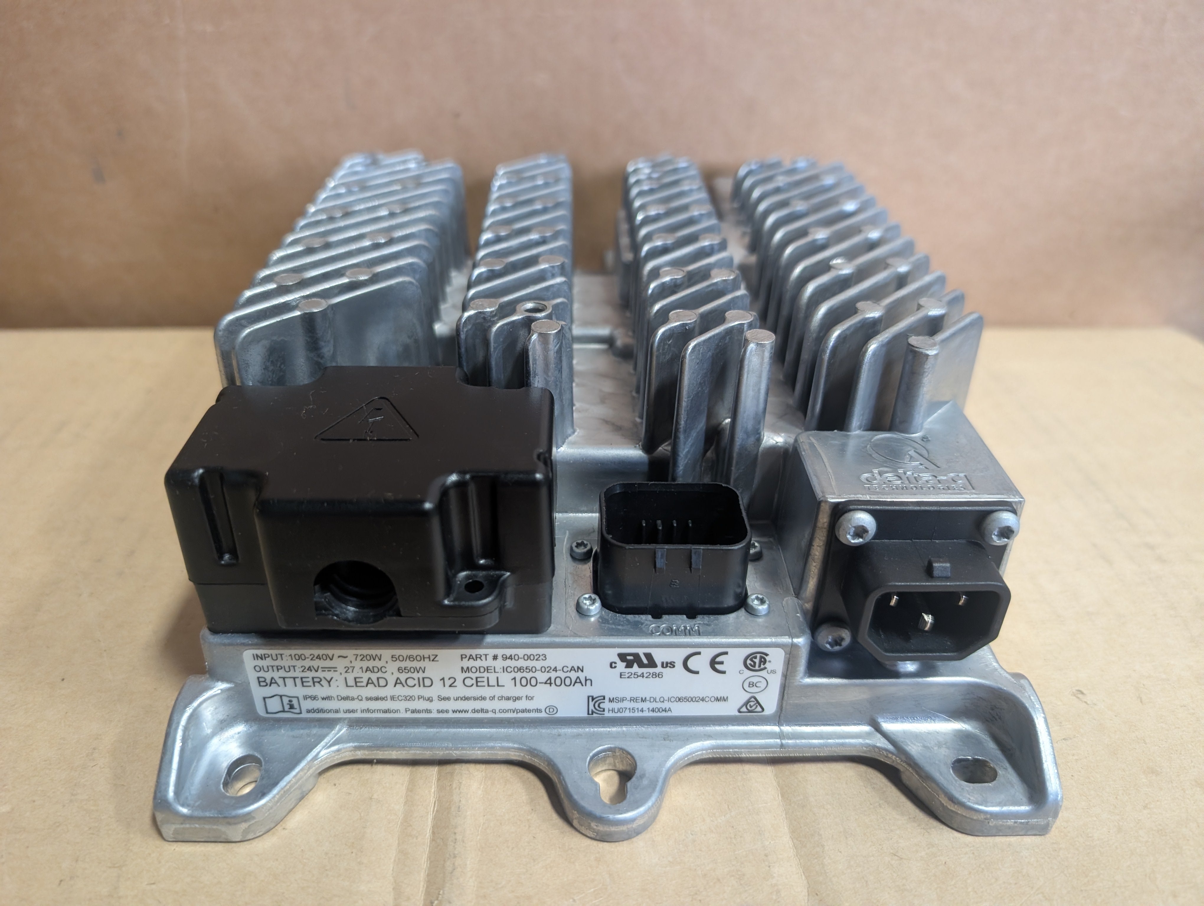 Delta-Q 940-0023 Battery Charger 24V 100-400 Ah IC650 New
