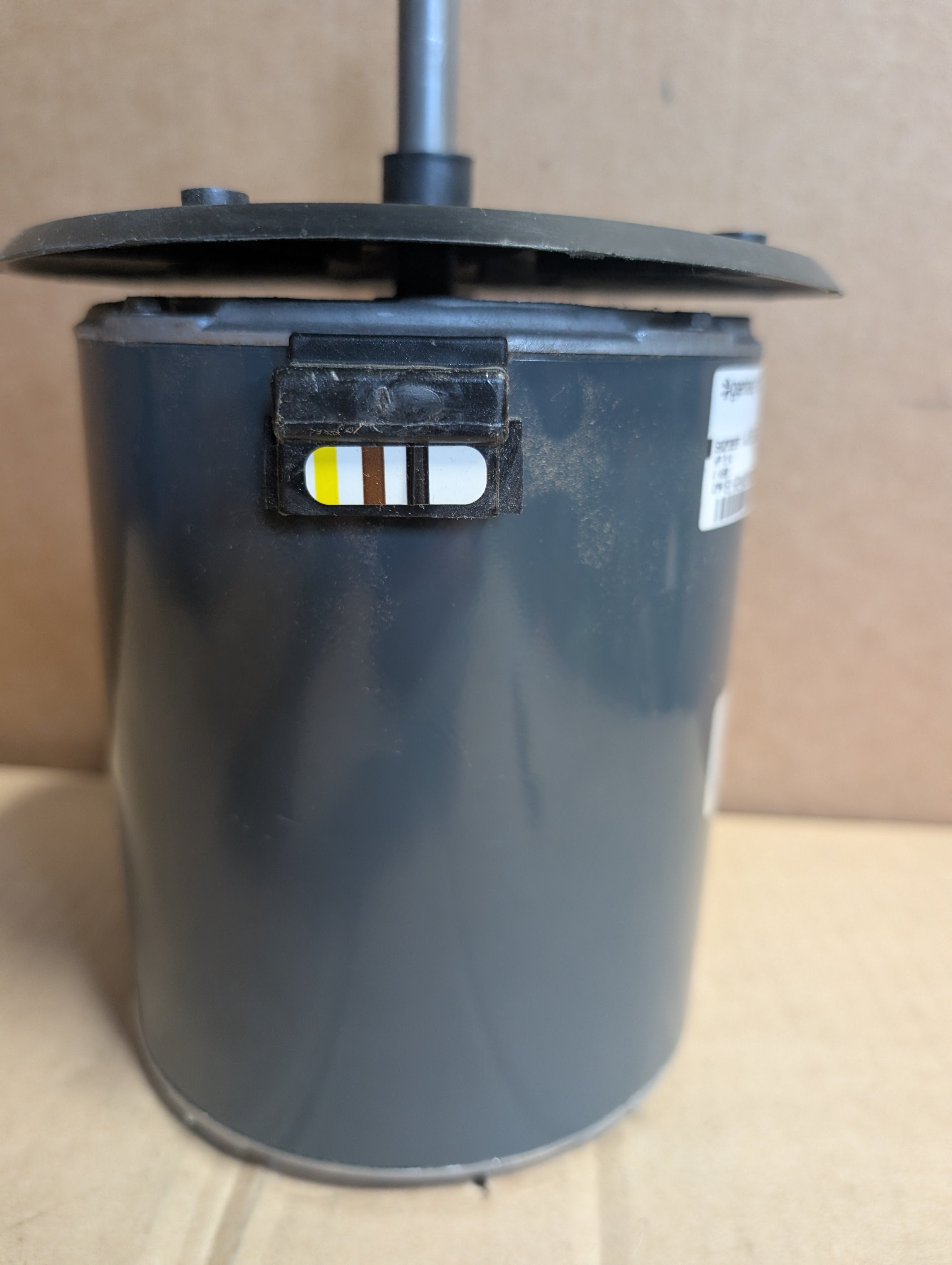 York S1-02442076000 3/4 HP 460V 1PH Condenser Motor 5KCP39TFWJ266 New