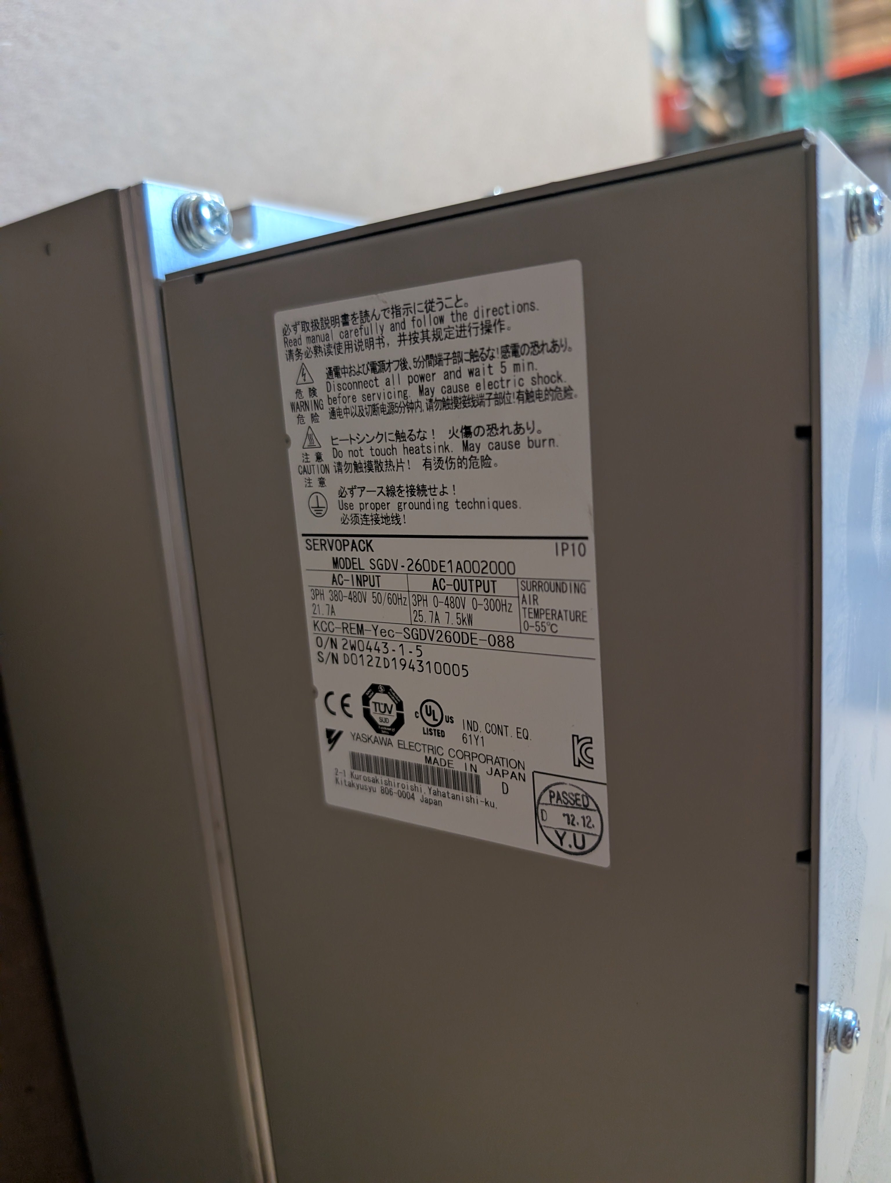 YASKAWA Servopack SGDV-260DE1A002000, 7.5 kW, 3PH, 400V, Option SGDV-OCA01A Used