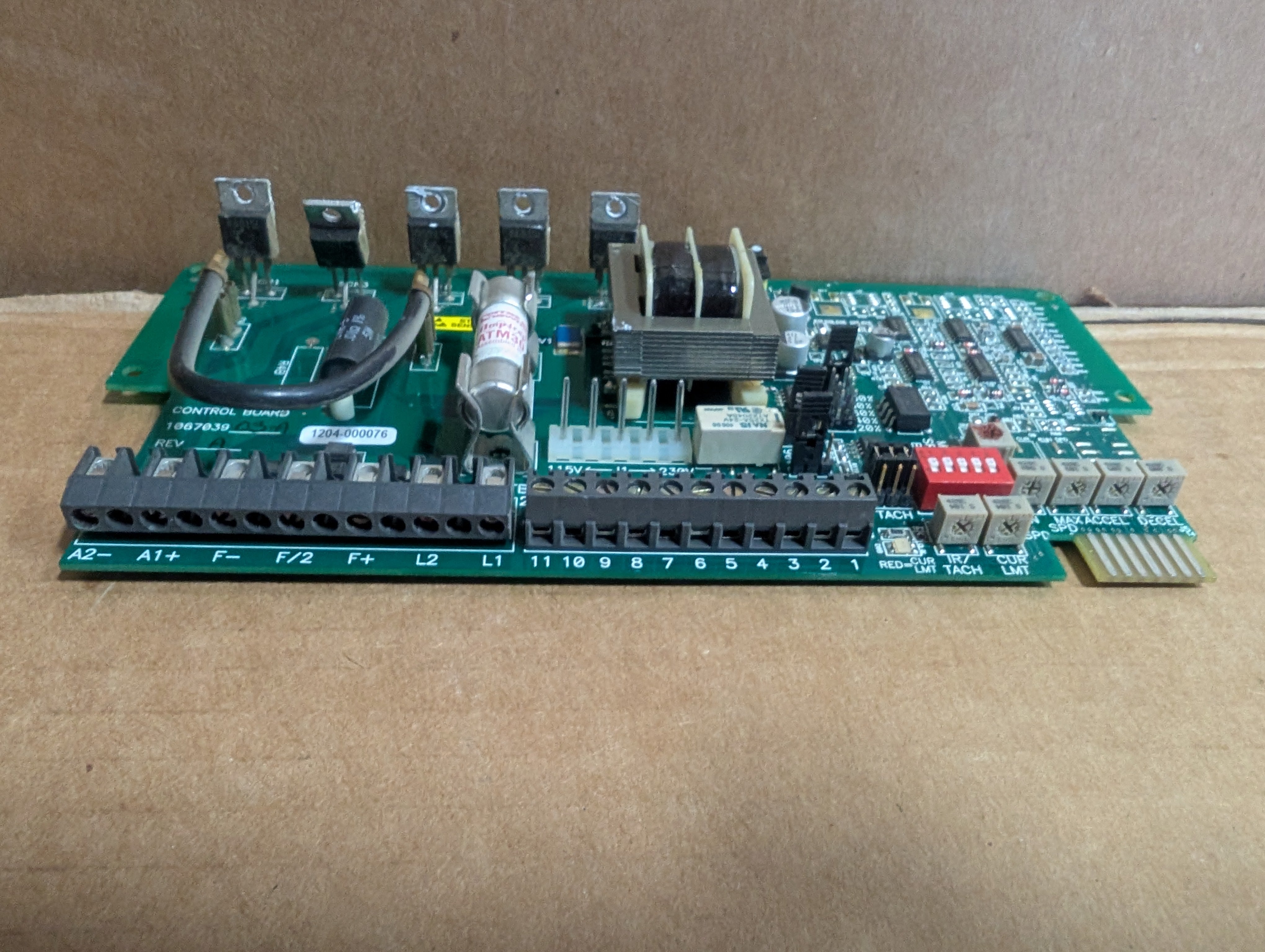 Fincor Automation 2601MKII Nidec 106113801-D 2-3 HP Reversing Board Used
