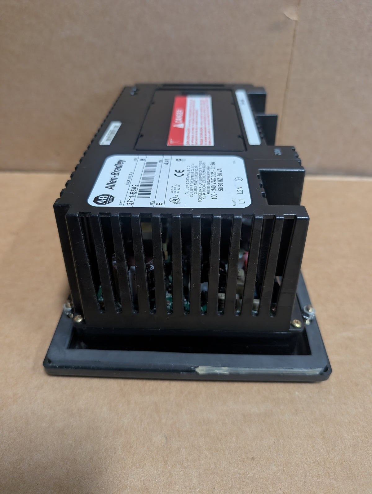 Allen Bradley PanelView 550 2711-B5A2 Ser H, Rev B, FRN 4.41 New No Box