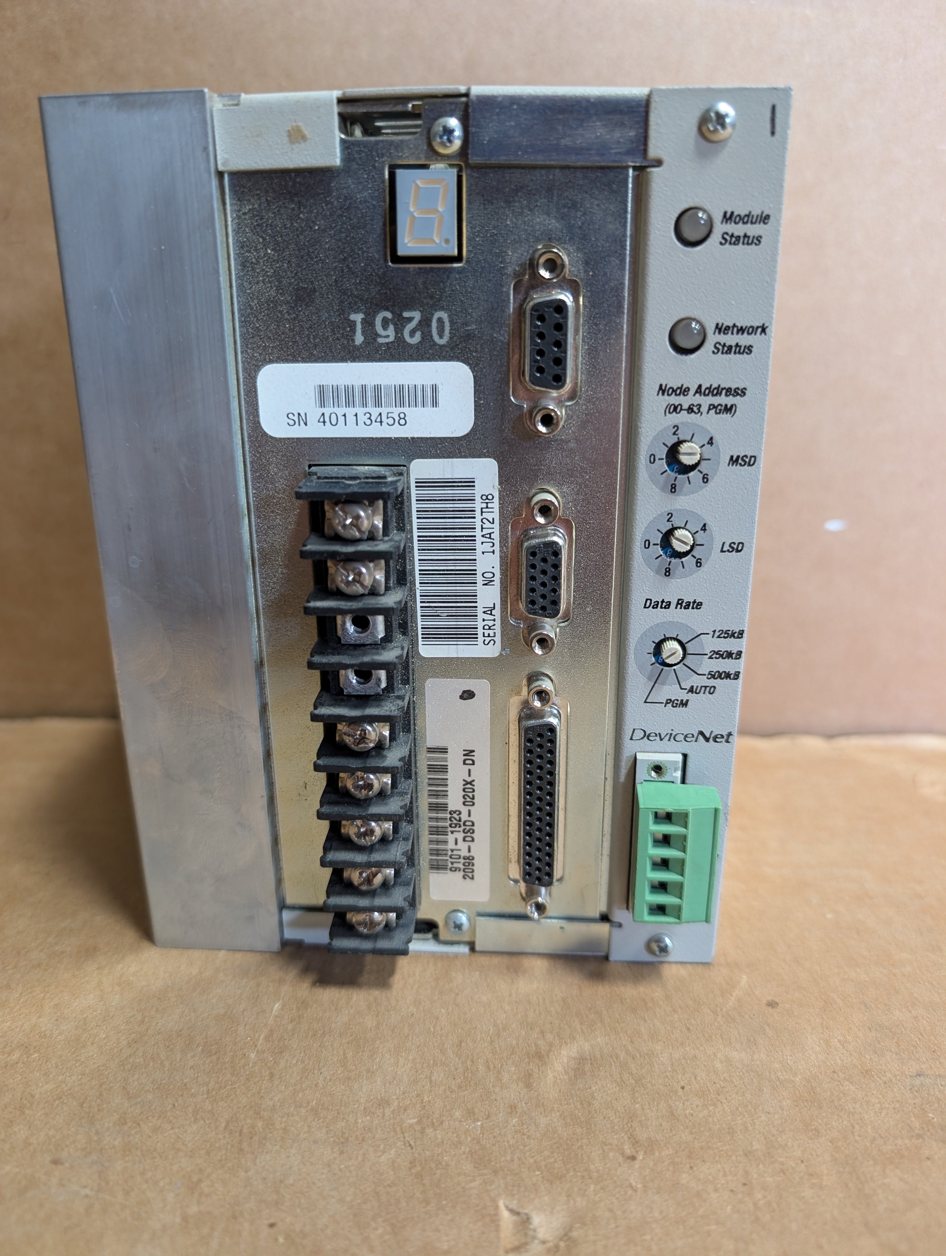 Allen Bradley Ultra 3000i Drive 2098-DSD-020X-DN Series A, 1.36 Used Broken Clip