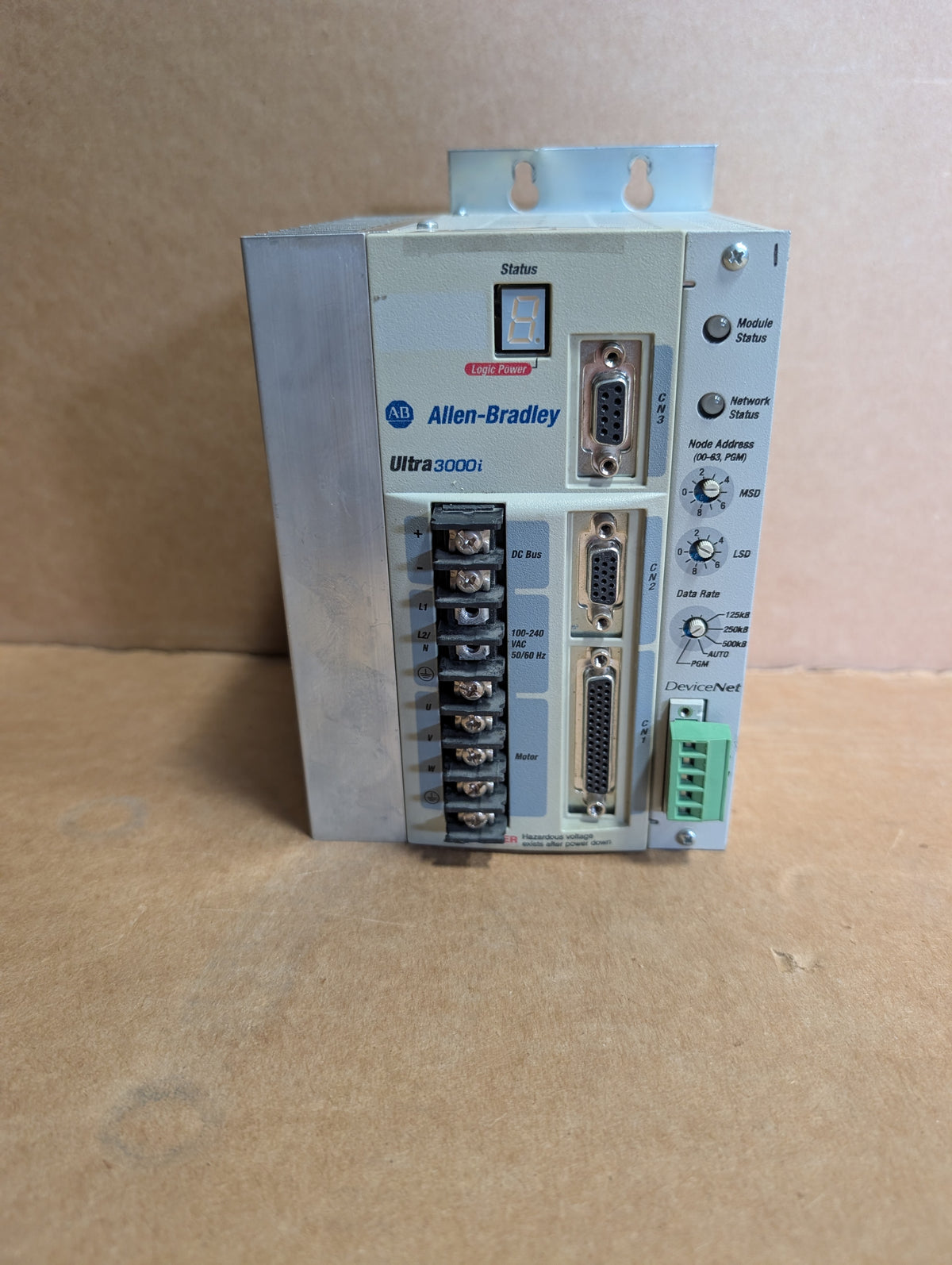 Allen Bradley Ultra 3000i Drive 2098-DSD-020X-DN Series A, 1.36 Used Broken Clip