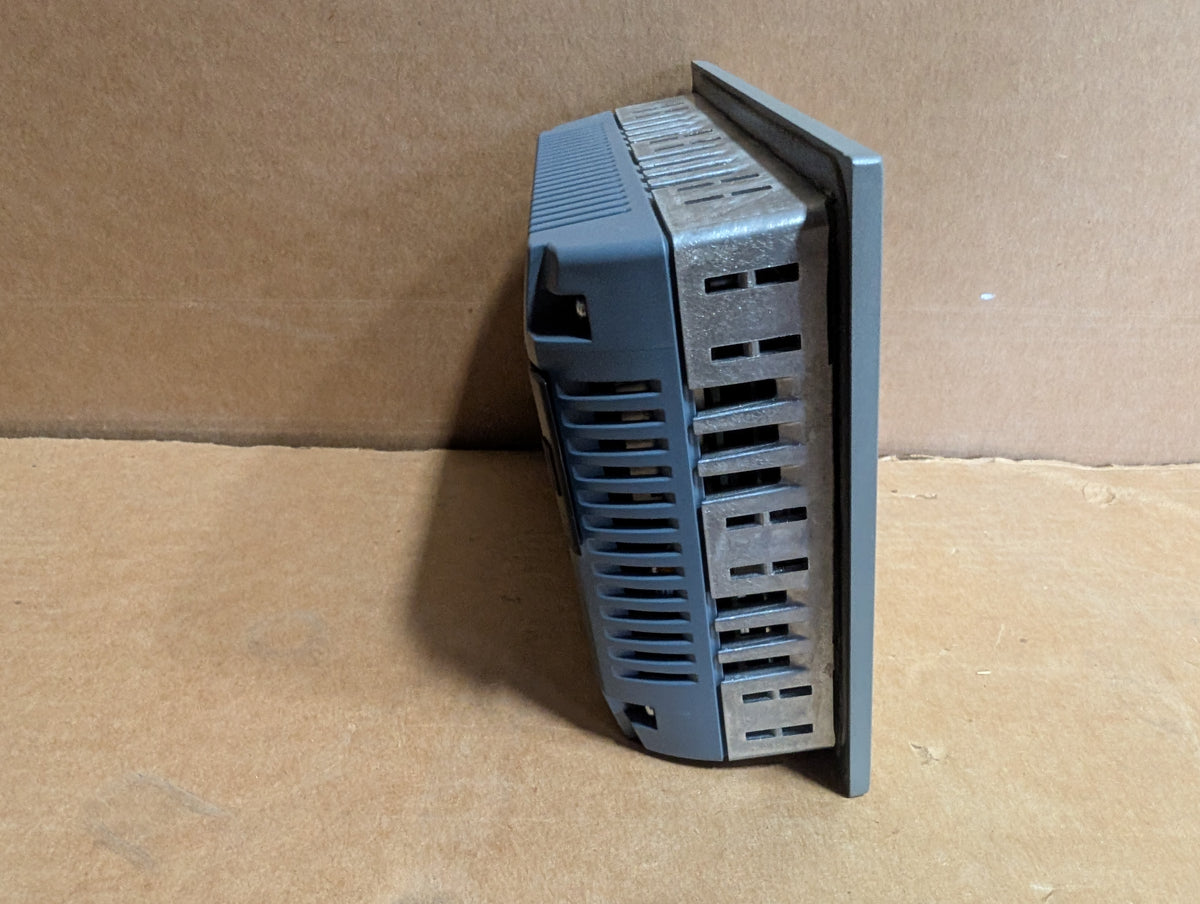 Siemens 6AV2 124-5GC30-1YE0, 6AV2124-0GC01-0AX0 TP700 7" Touch Used READ BELOW