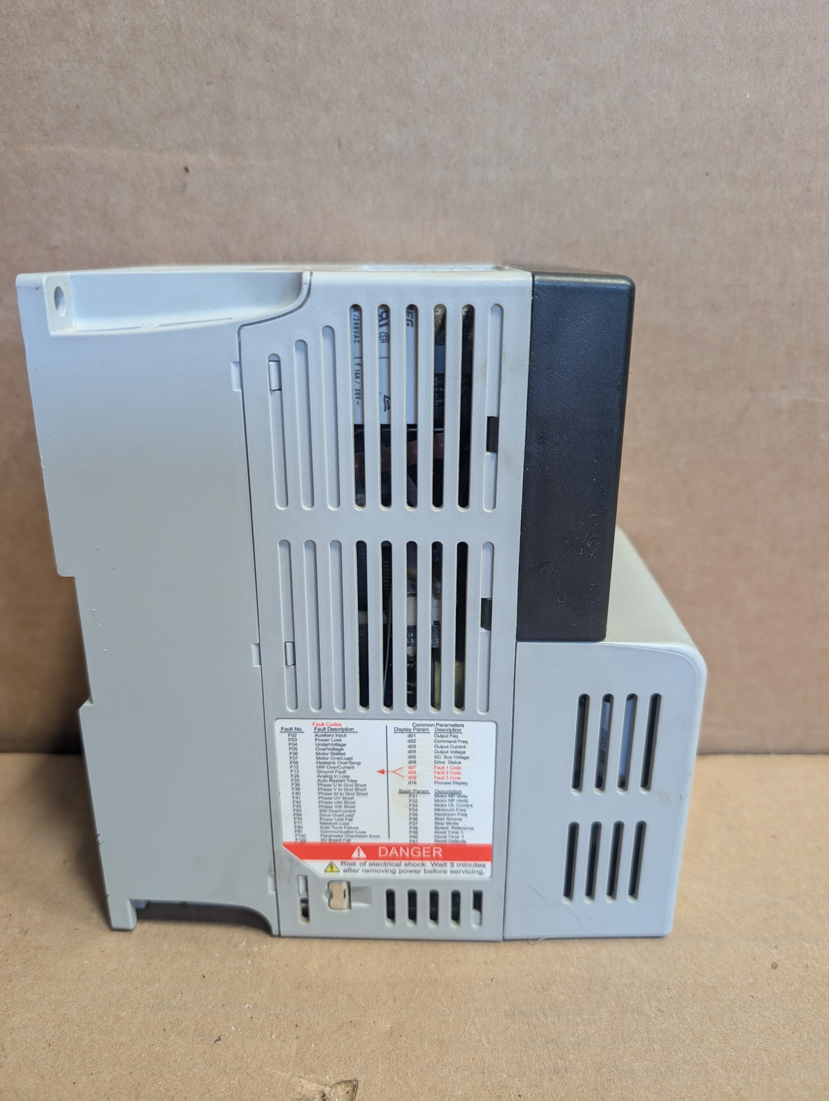 Allen Bradley 22B-D4P0N104 PowerFlex 70 Ser A 2 HP 480V 4.01 Used