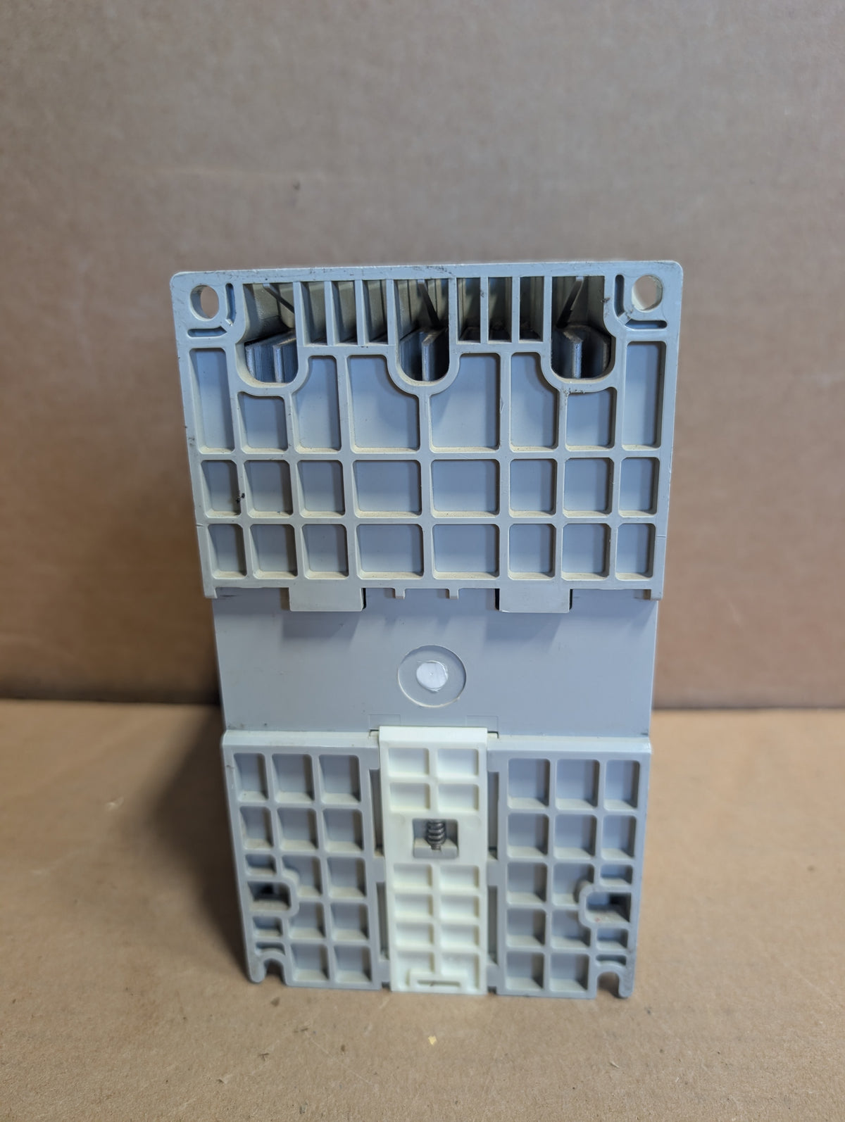 Allen Bradley 22B-D4P0N104 PowerFlex 70 Ser A 2 HP 480V 4.01 Used