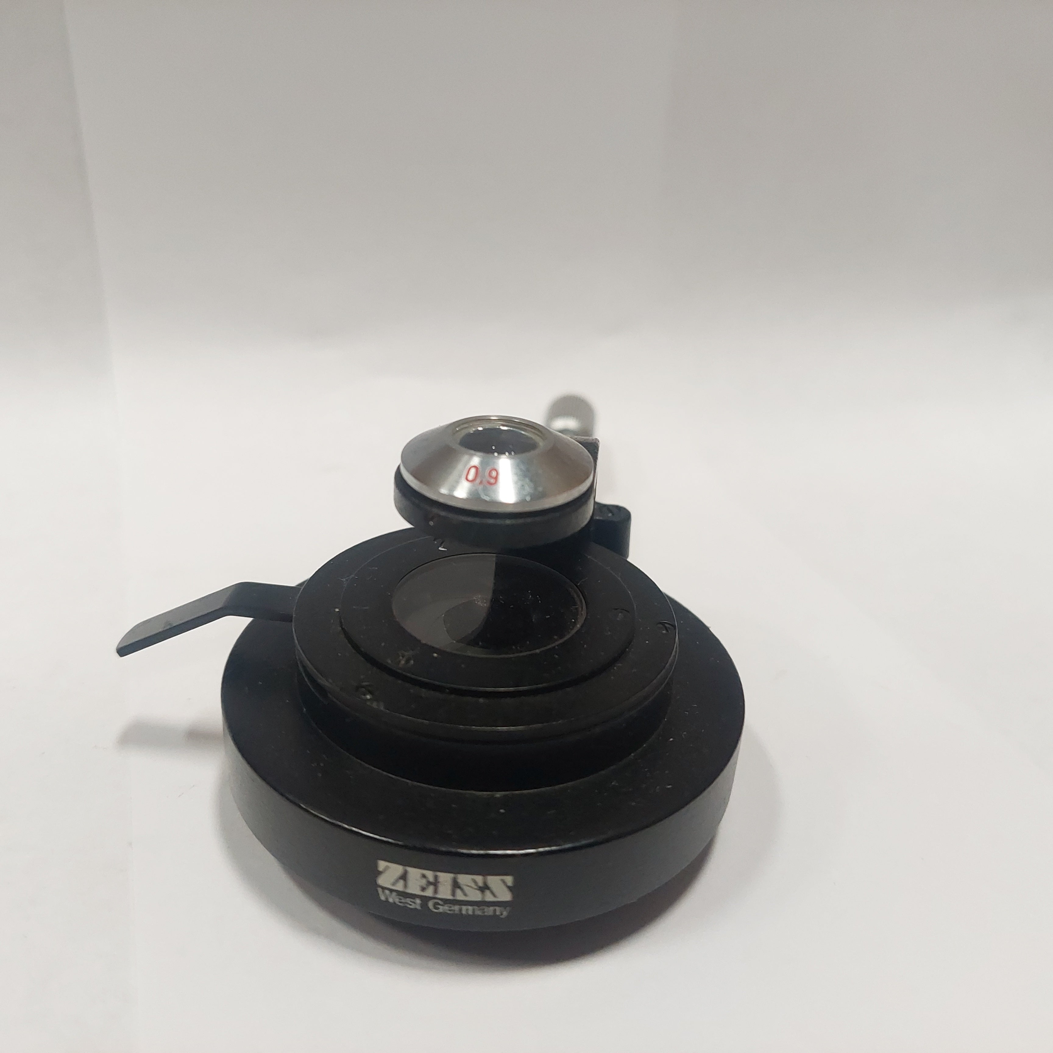 ZEISS MICROSCOPE CONDENSER 0.9 SWING OUT Used